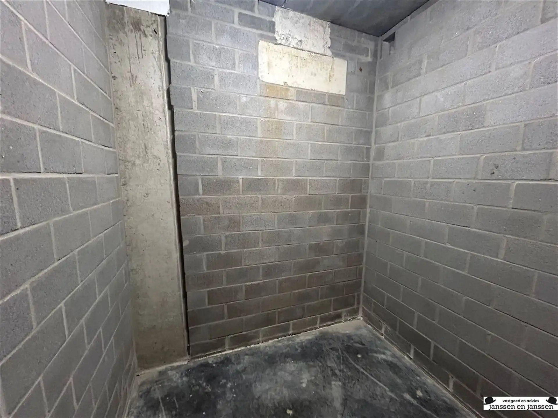 Prachtig appartement met 1 slaapkamer, parking en berging foto 16