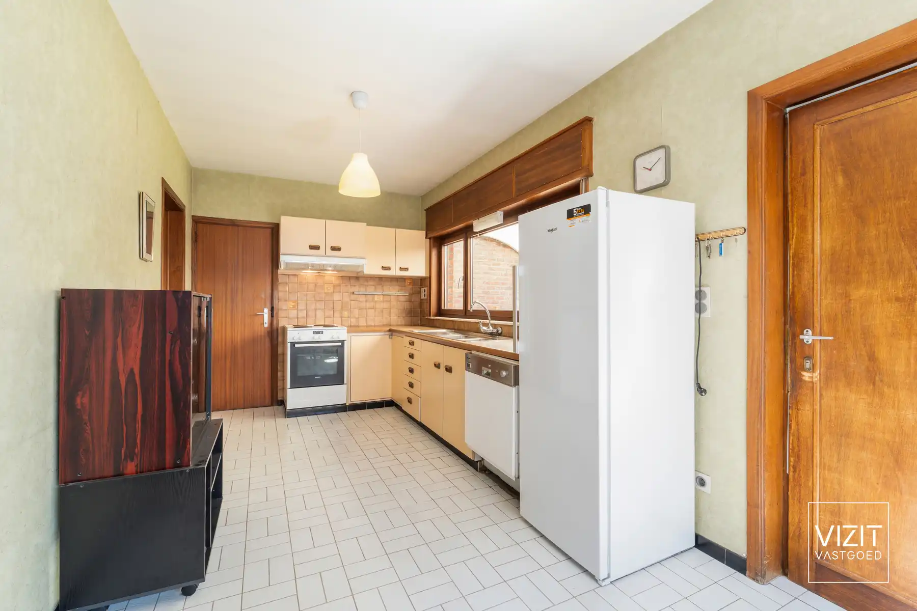 Halfopen woning met garage nabij station Ninove foto 8