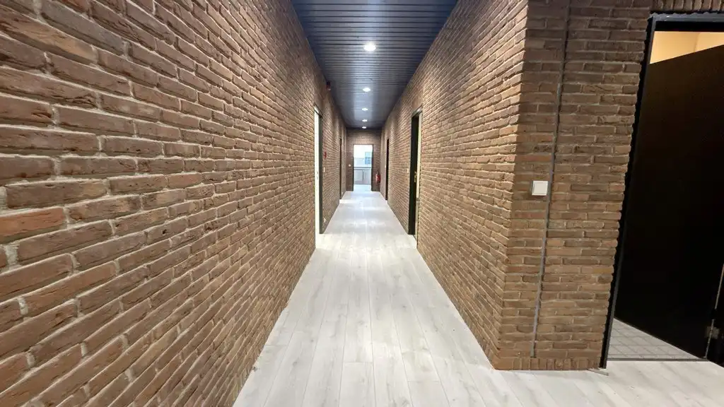 Logistiek bedrijfspand te huur nabij E19 in Mechelen-Noord foto 10