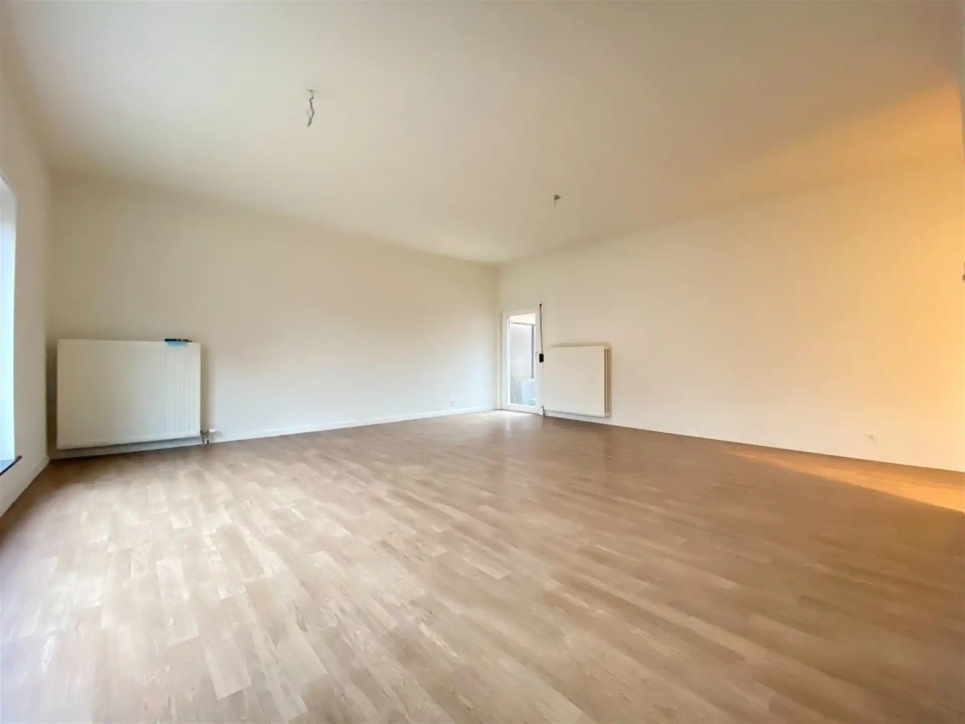 Gunstig gelegen opgeknapt appartement met terras.  foto 5