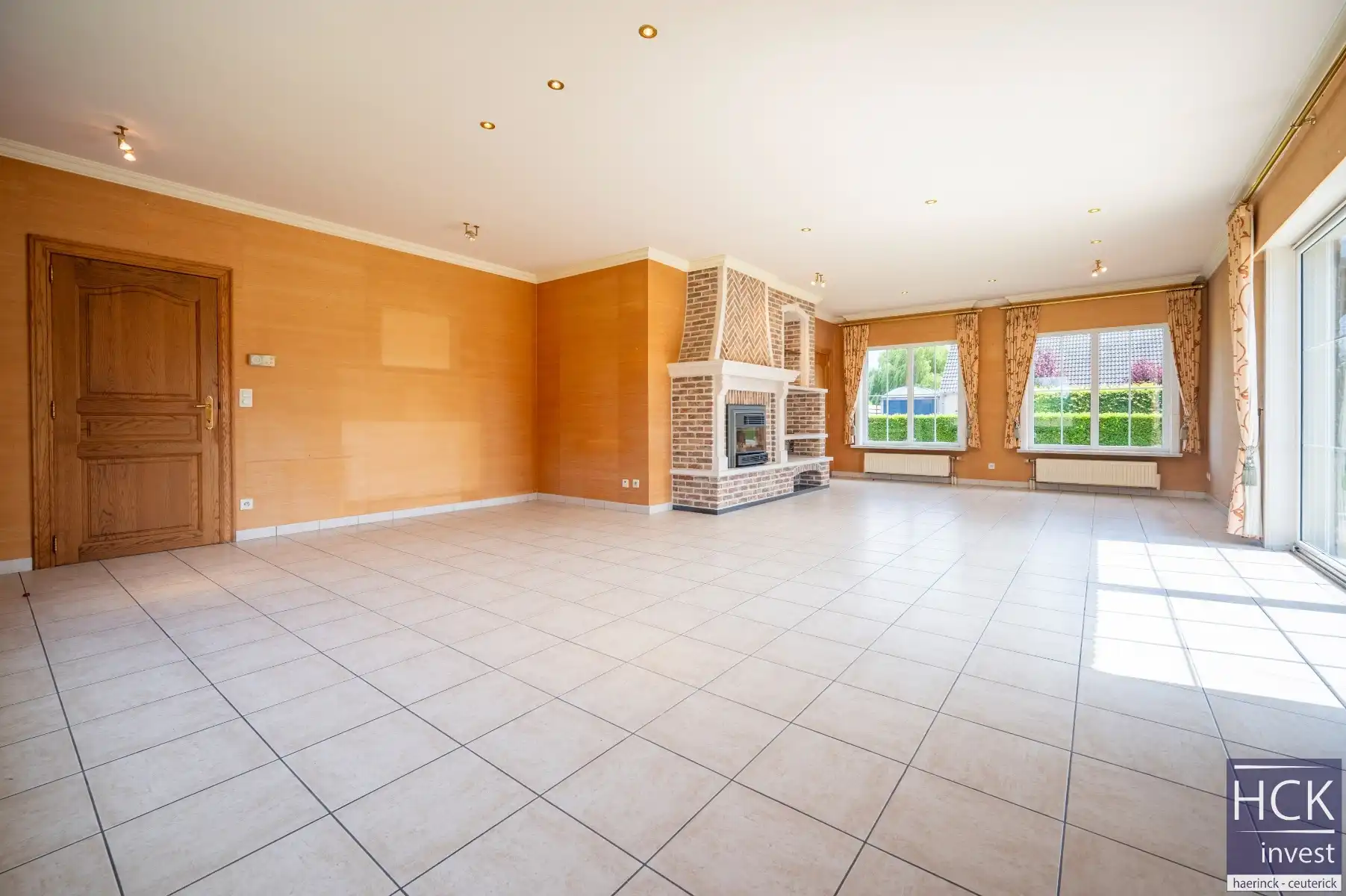 KRUISHOUTEM - Tijdloze & zeer ruime villa op prachtig perceel van 3.550 m² foto 5