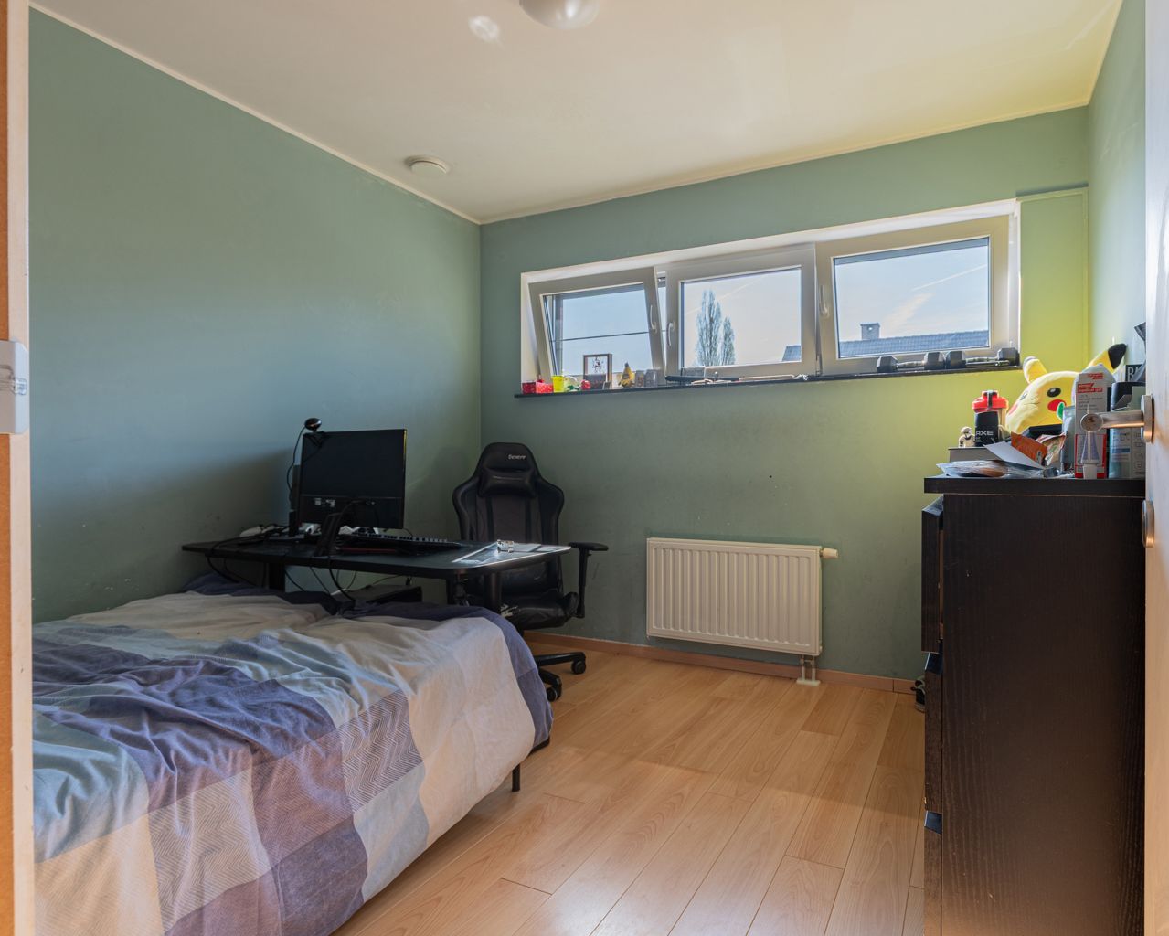 Recente driegevel woning in doodlopende straat! foto 8