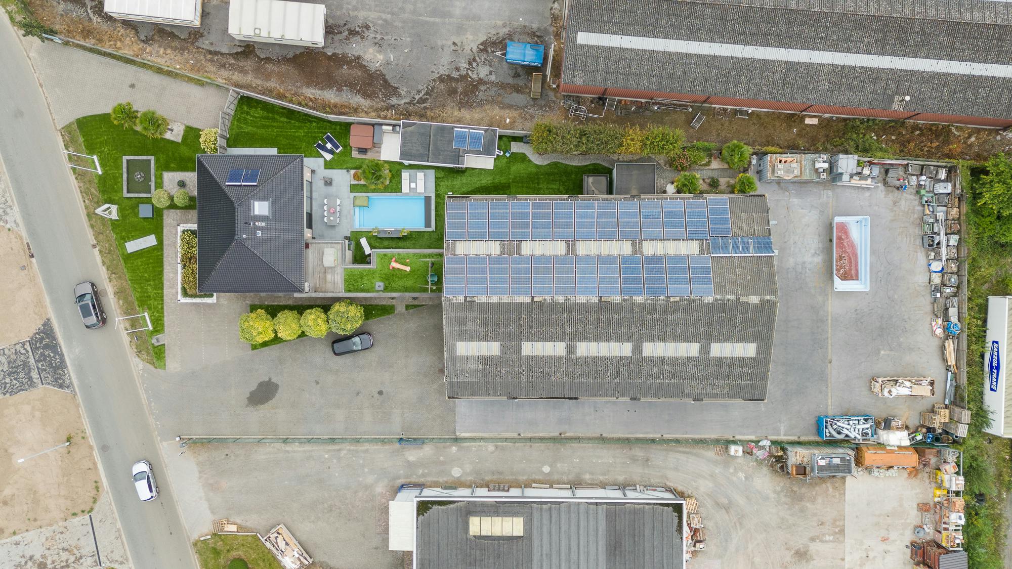 Luxe villa met exclusieve tuin en magazijn in KMO-zone foto 45