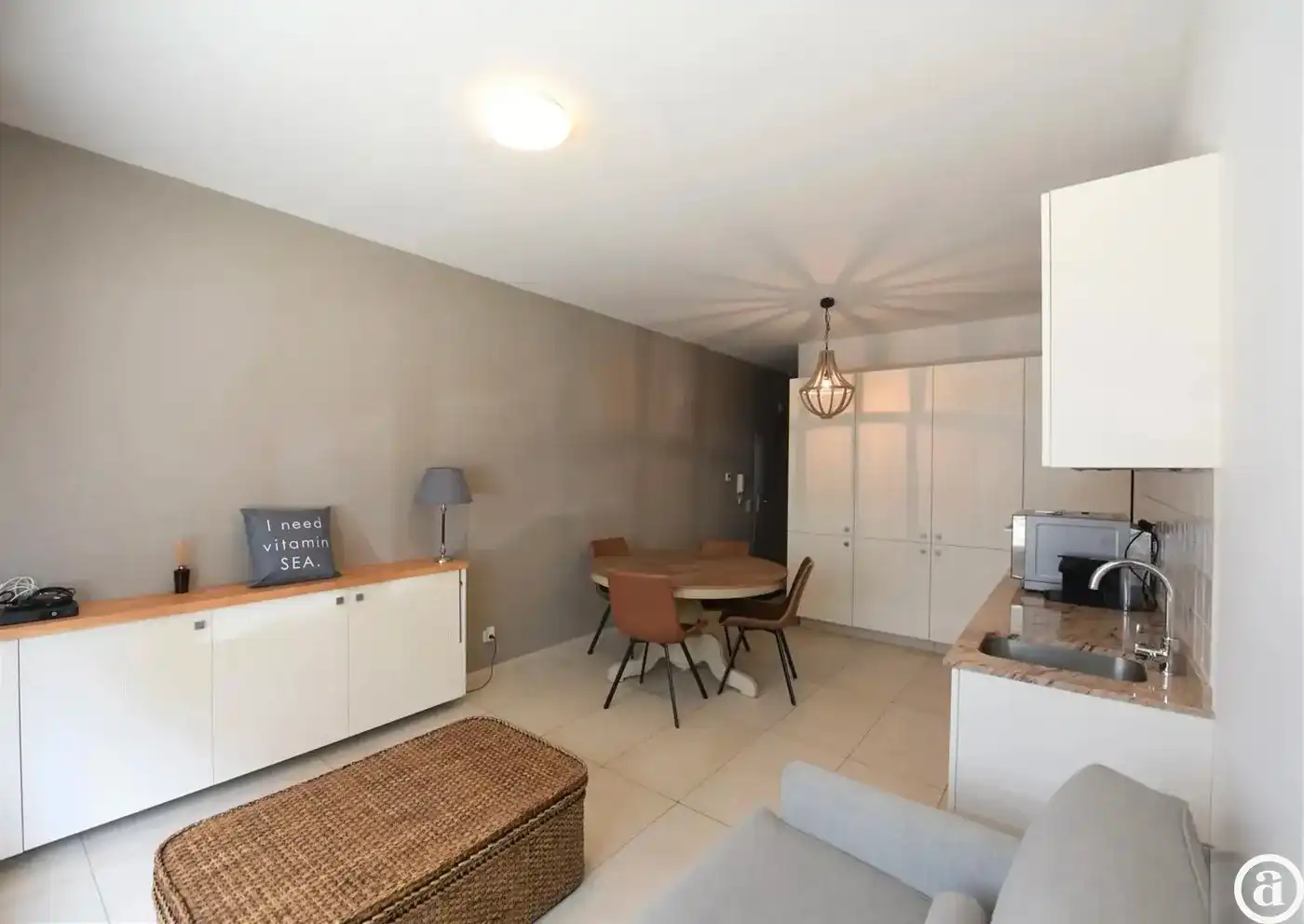 Gerenoveerde studio nabij het strand [Zwaluwenlaan] foto 2