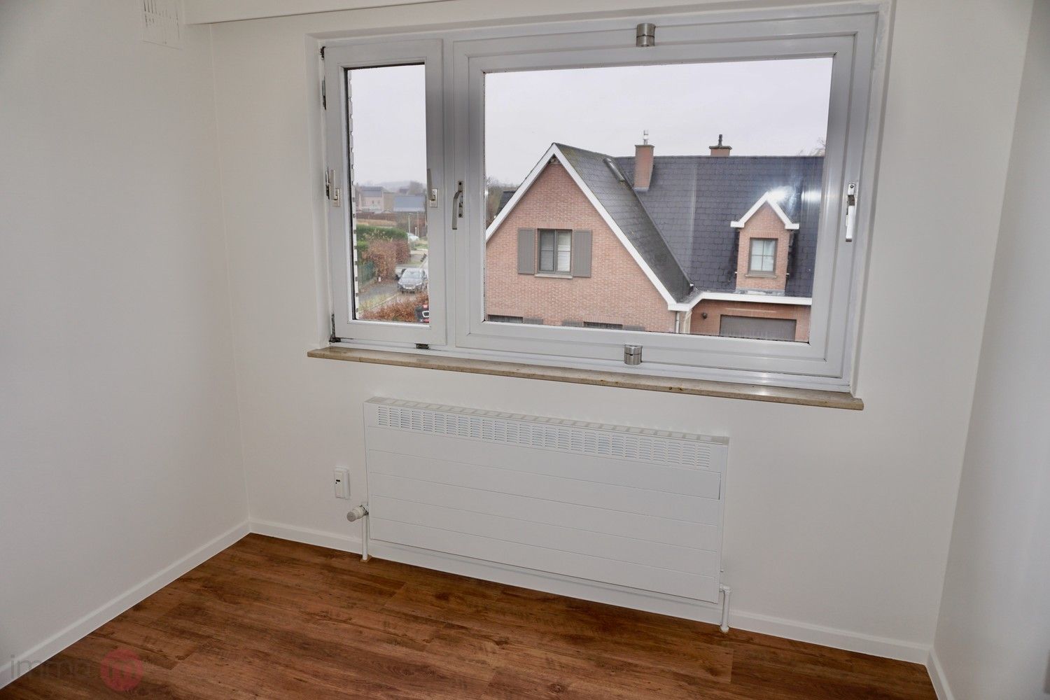 Rustig gelegen appartment met 2 slaapkamers foto 24