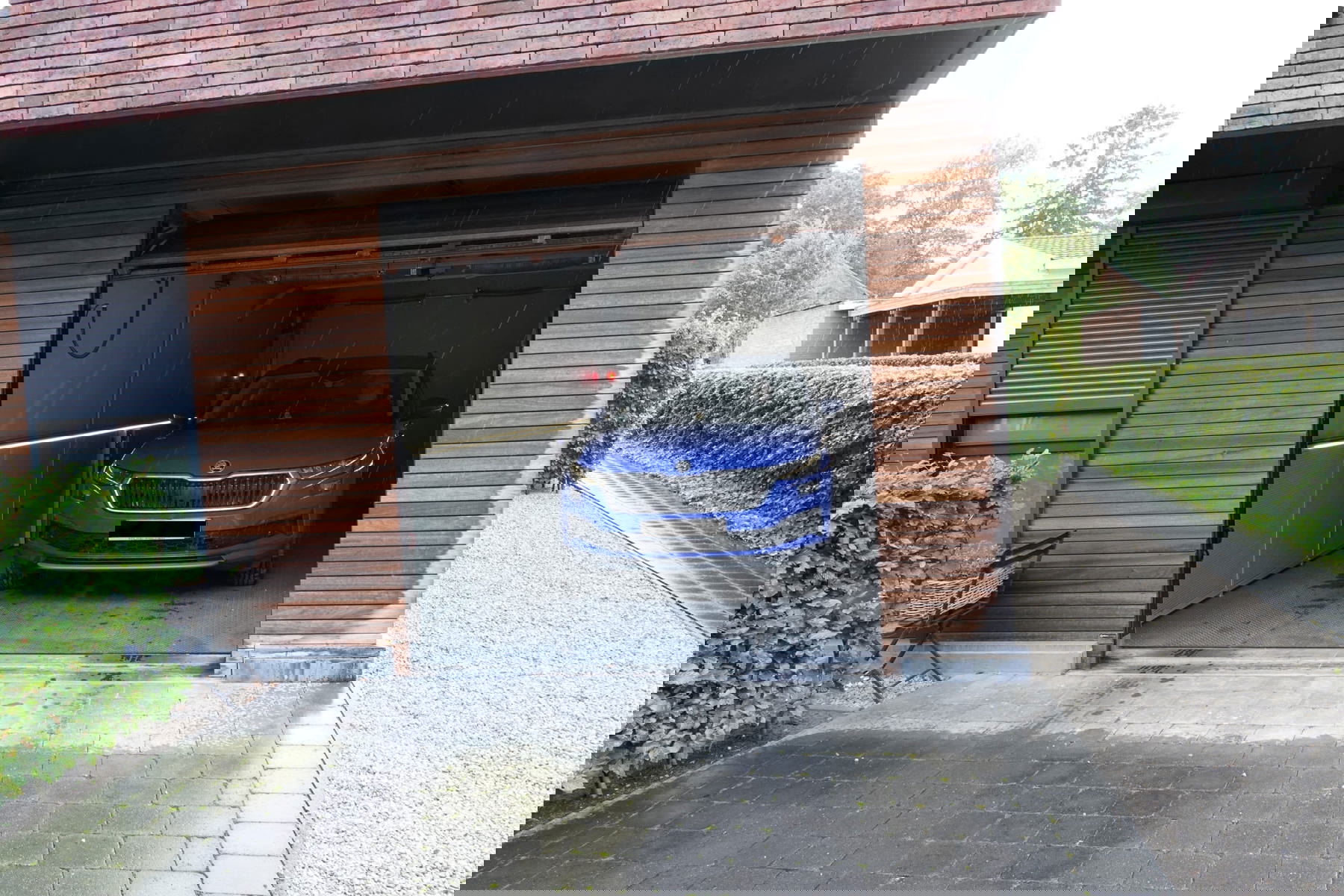 Ondergrondse autostaanplaats in Ekeren. foto {{pictureIndex}}