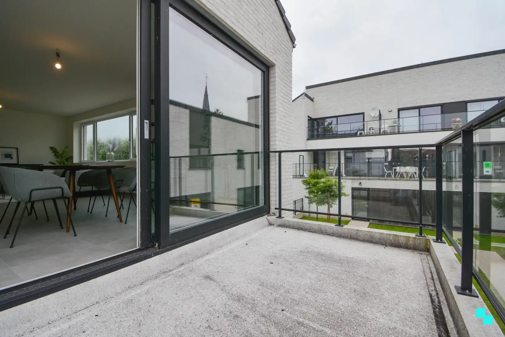 Aantrekkelijk, nieuwbouw appartement in dorpskern Gits foto 9