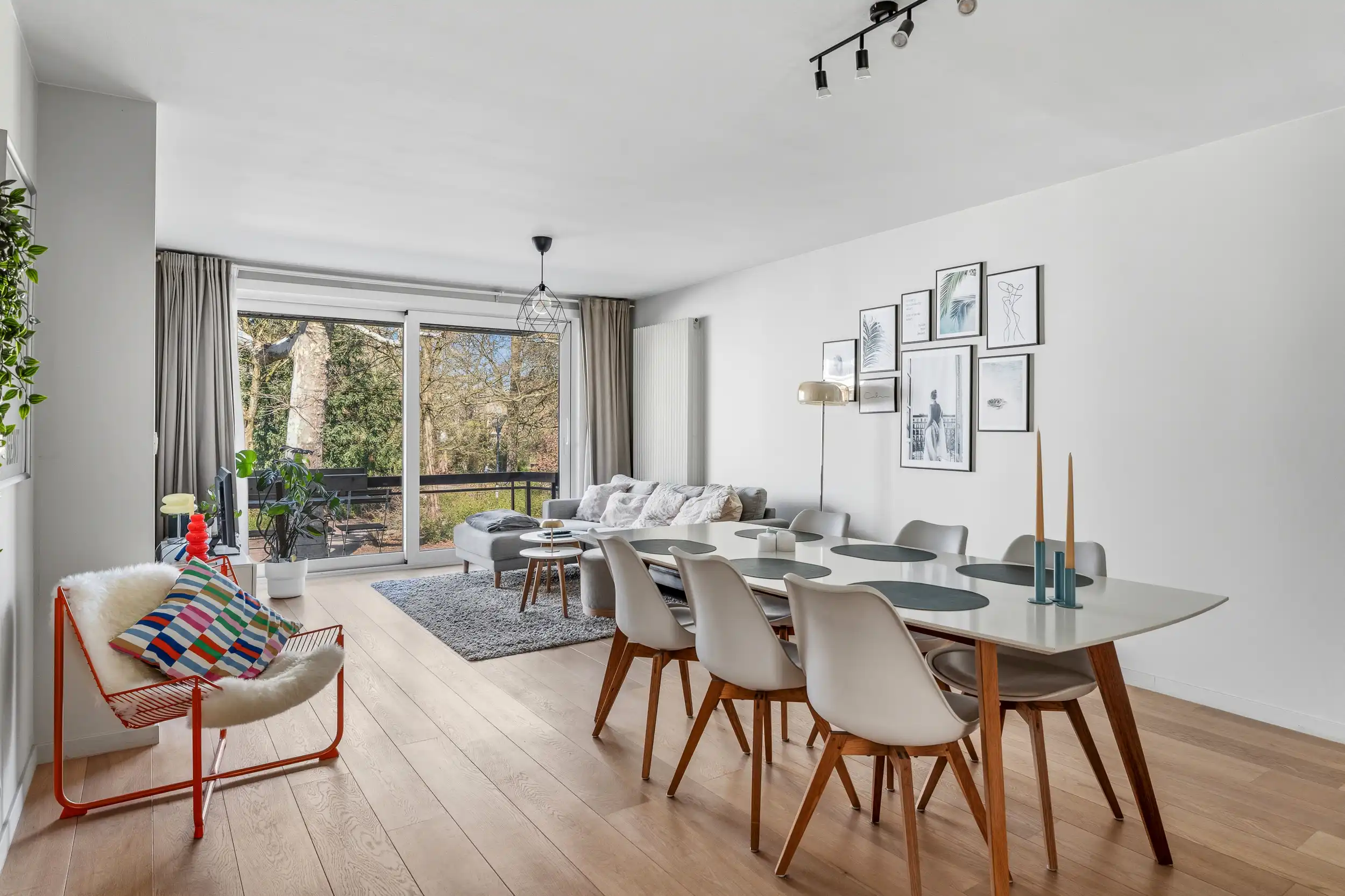 Instapklaar appartement met zicht op Muinkpark in Gent foto 3