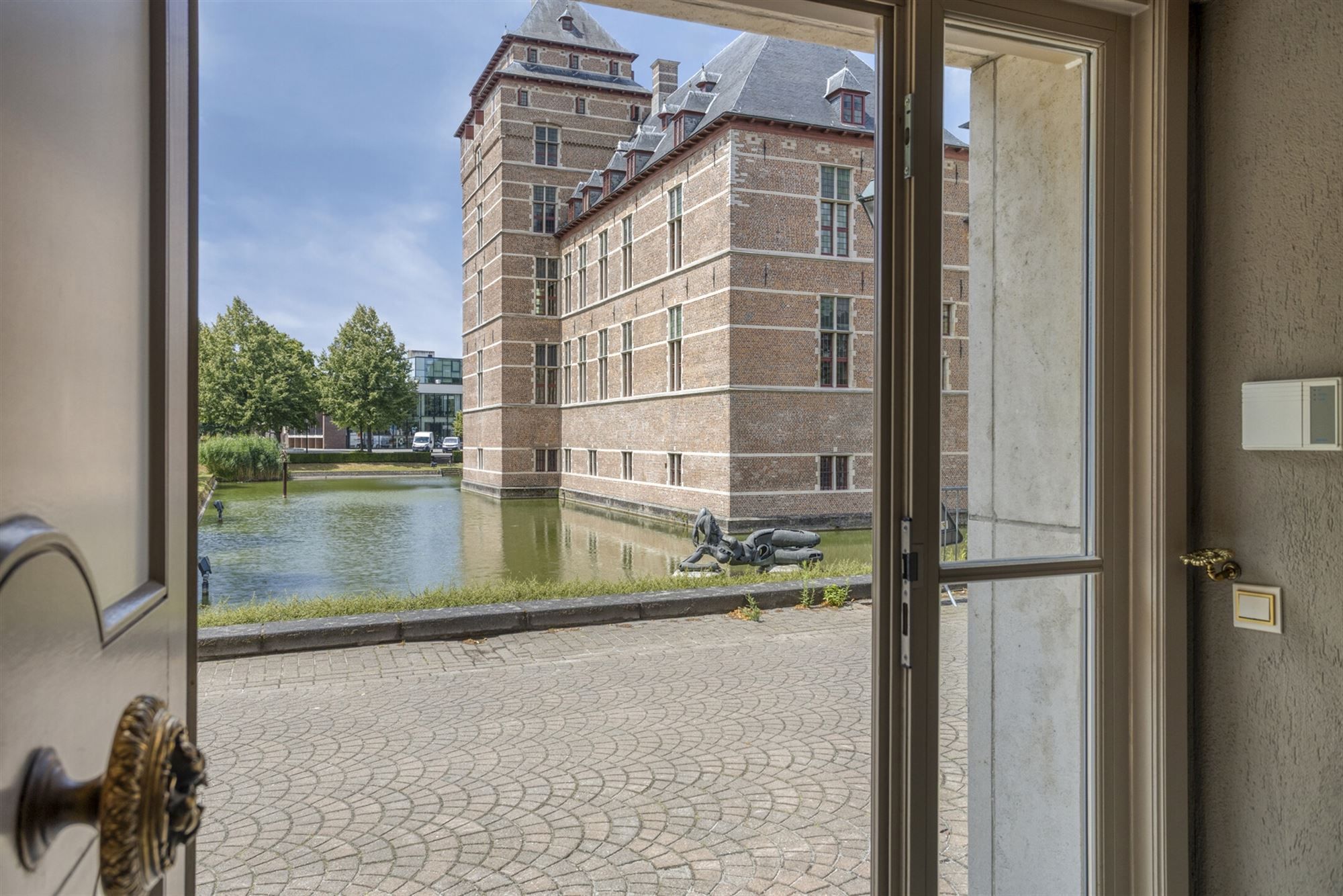 Ruim 4-slaapkamer huis in Turnhout - EPC B met enorme garage foto 8