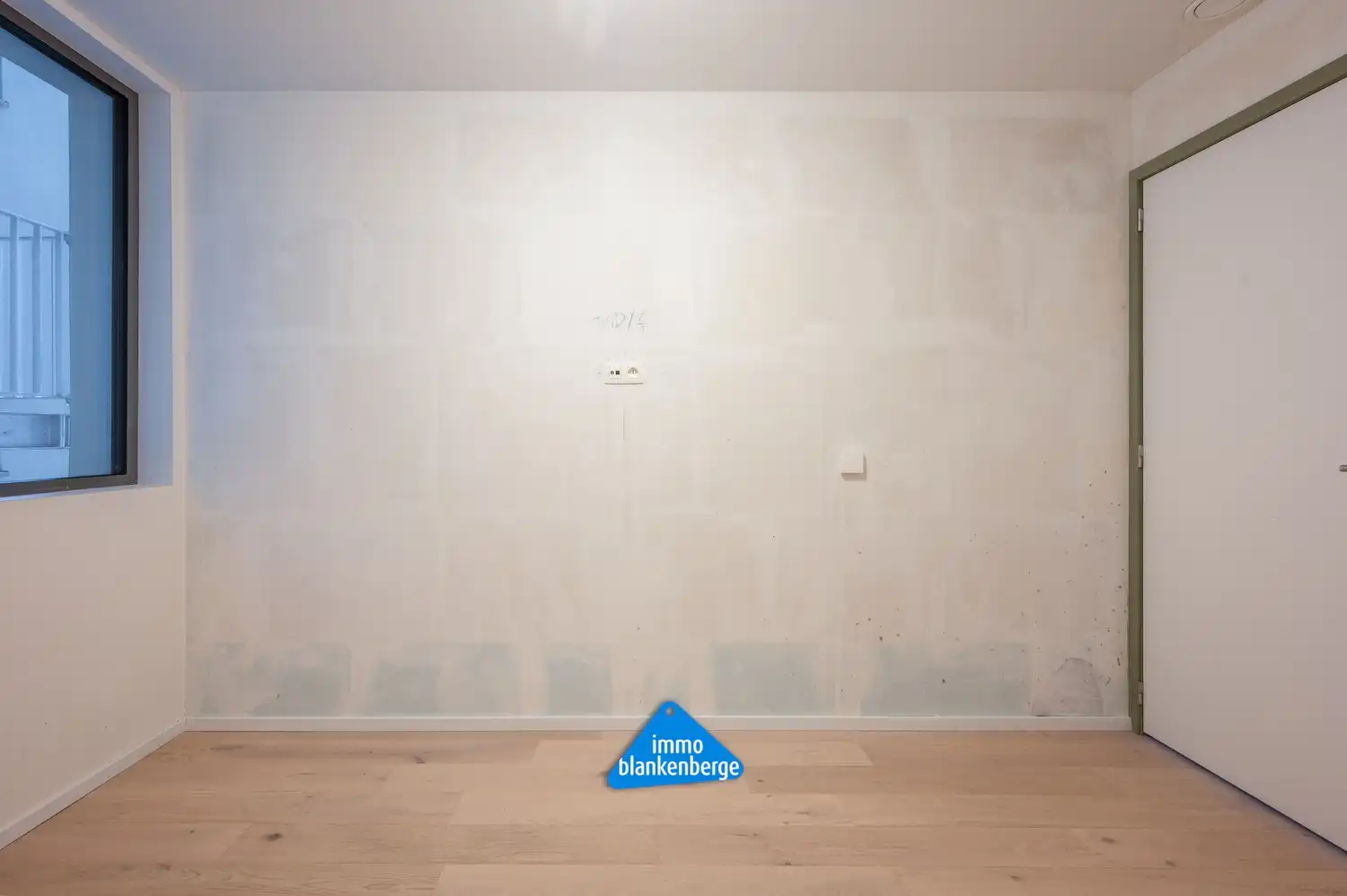 Appartement te koop op topligging aan de Zeedijk met prachtig zicht op de Pier van Blankenberge foto 12