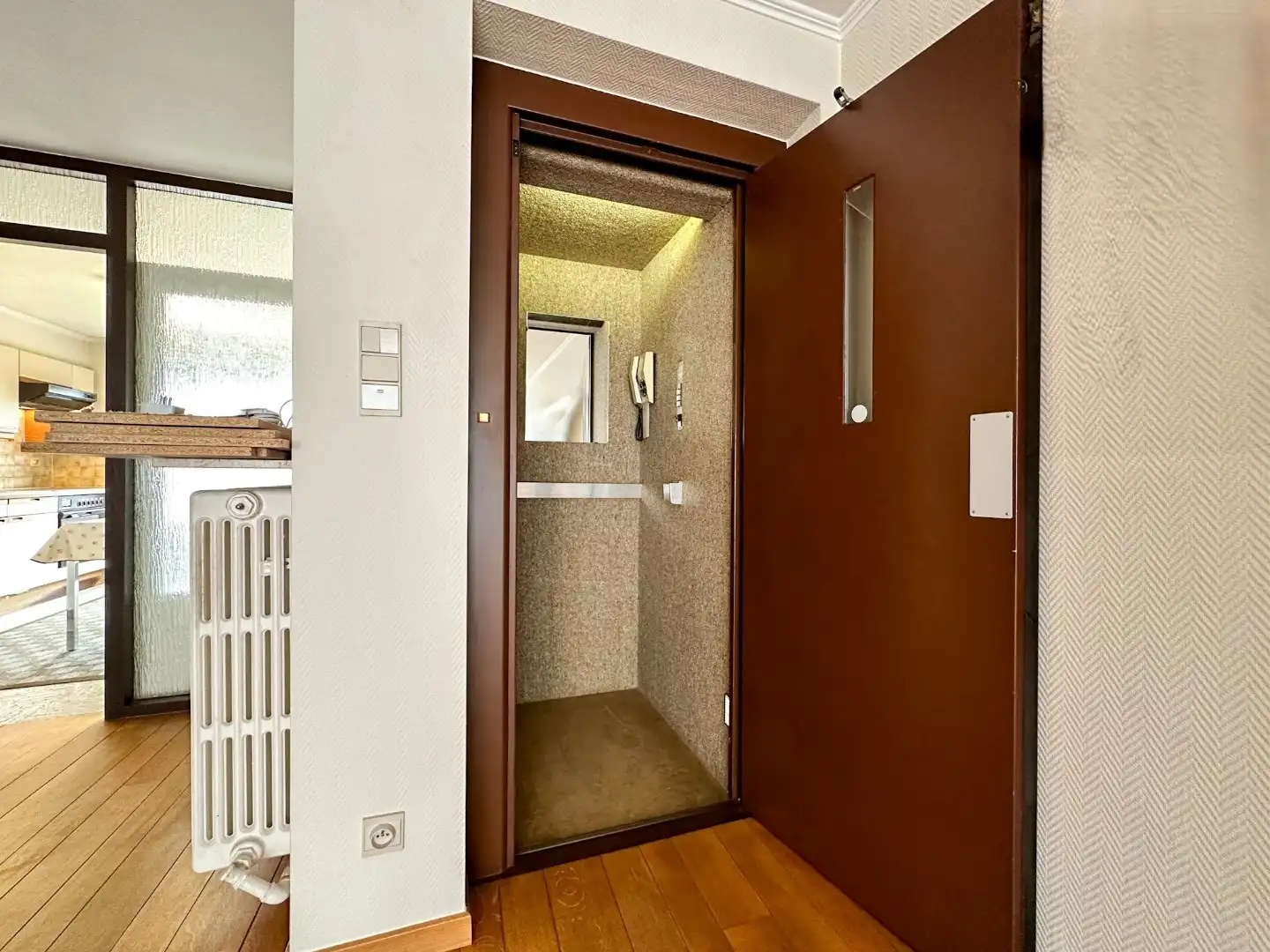 Ruime bel-étage woning met garage, diepe tuin en lift, Torhout foto 13