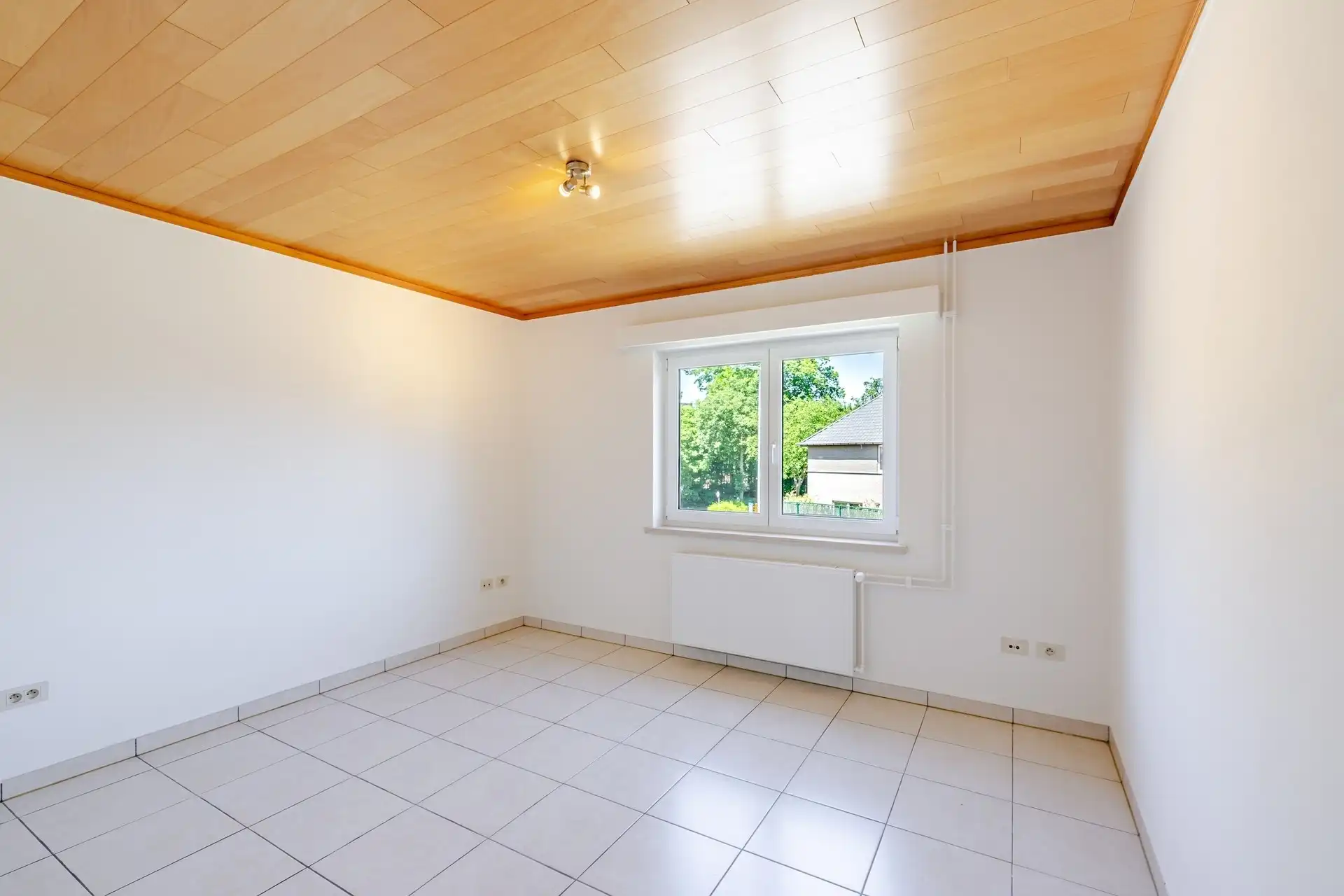Energiezuinig 2 slaapkamer appartement met 2 staanplaatsen in Wetteren centrum foto 13