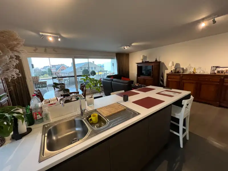 --- NIEUW --- Ruim recent appartement (112m²) met 3 slaapkamers + garagebox foto 7