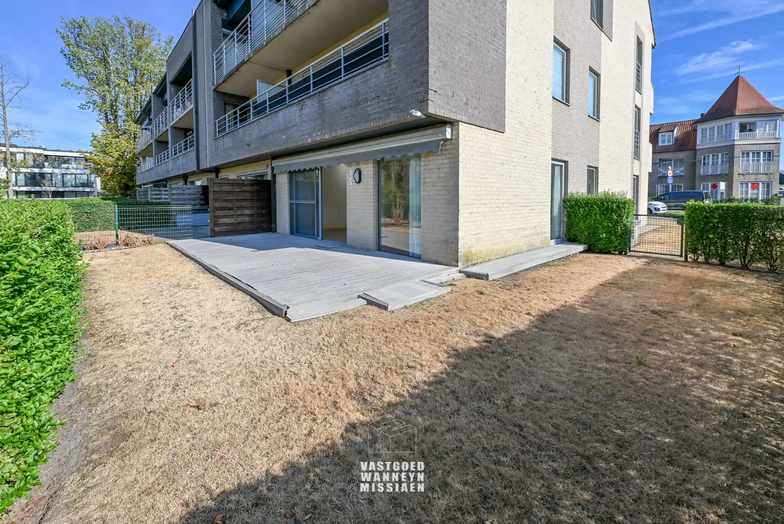 Ruim gelijkvloers appartement met 2 slpk en zonnige tuin/terras foto 6