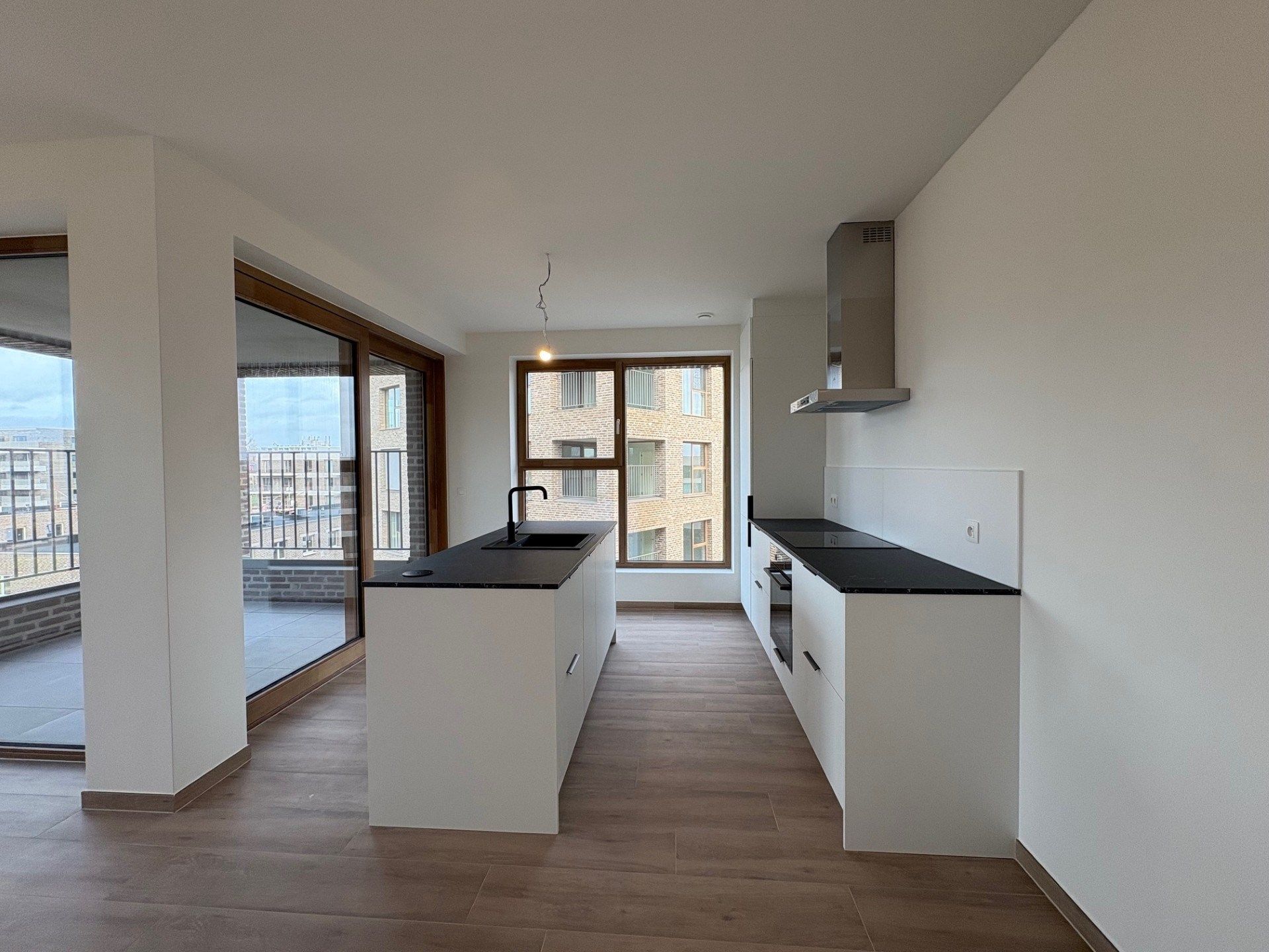 Te huur: Modern 1-slaapkamer appartement in nieuwbouwproject Tuinen van Eden, Wilrijk foto 2