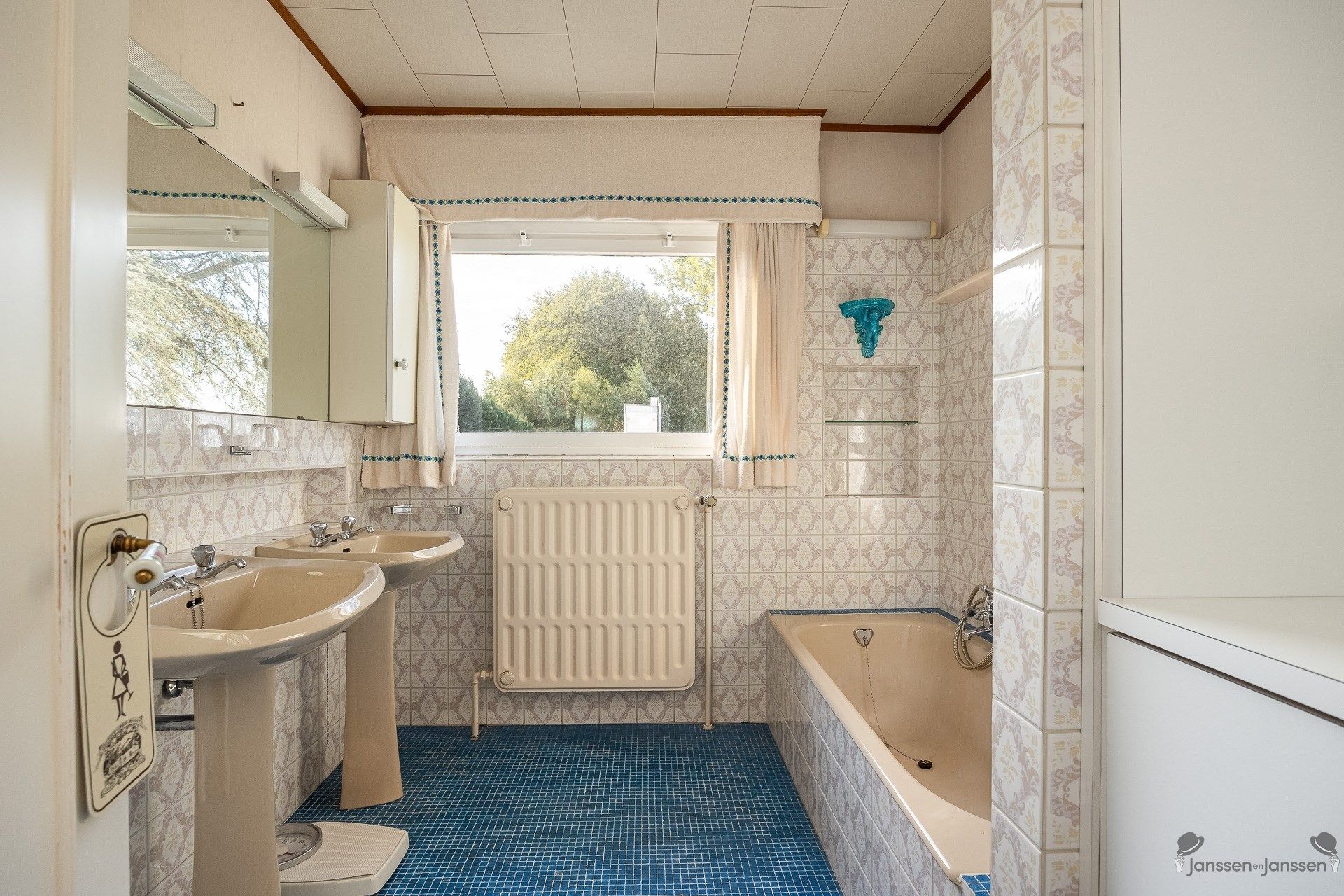 Te renoveren woning op unieke landelijke locatie! foto 26
