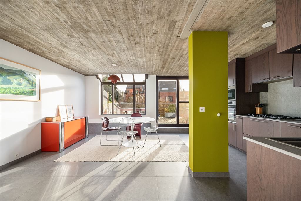 Modernistische, lichte bel-etage woning foto 5