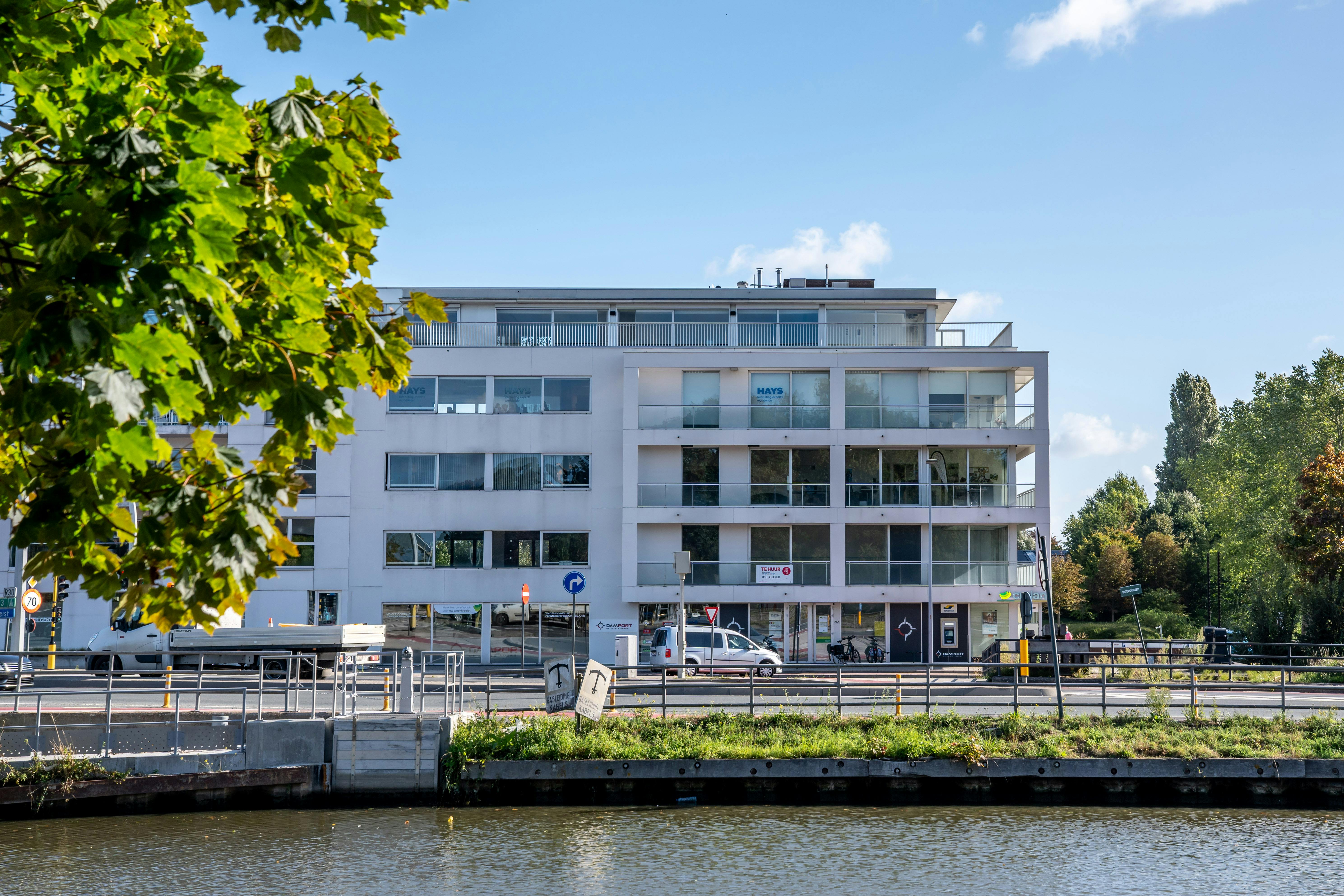 Luxueus penthouse appartement (215m² + 120m² terras) te Brugge  foto 2