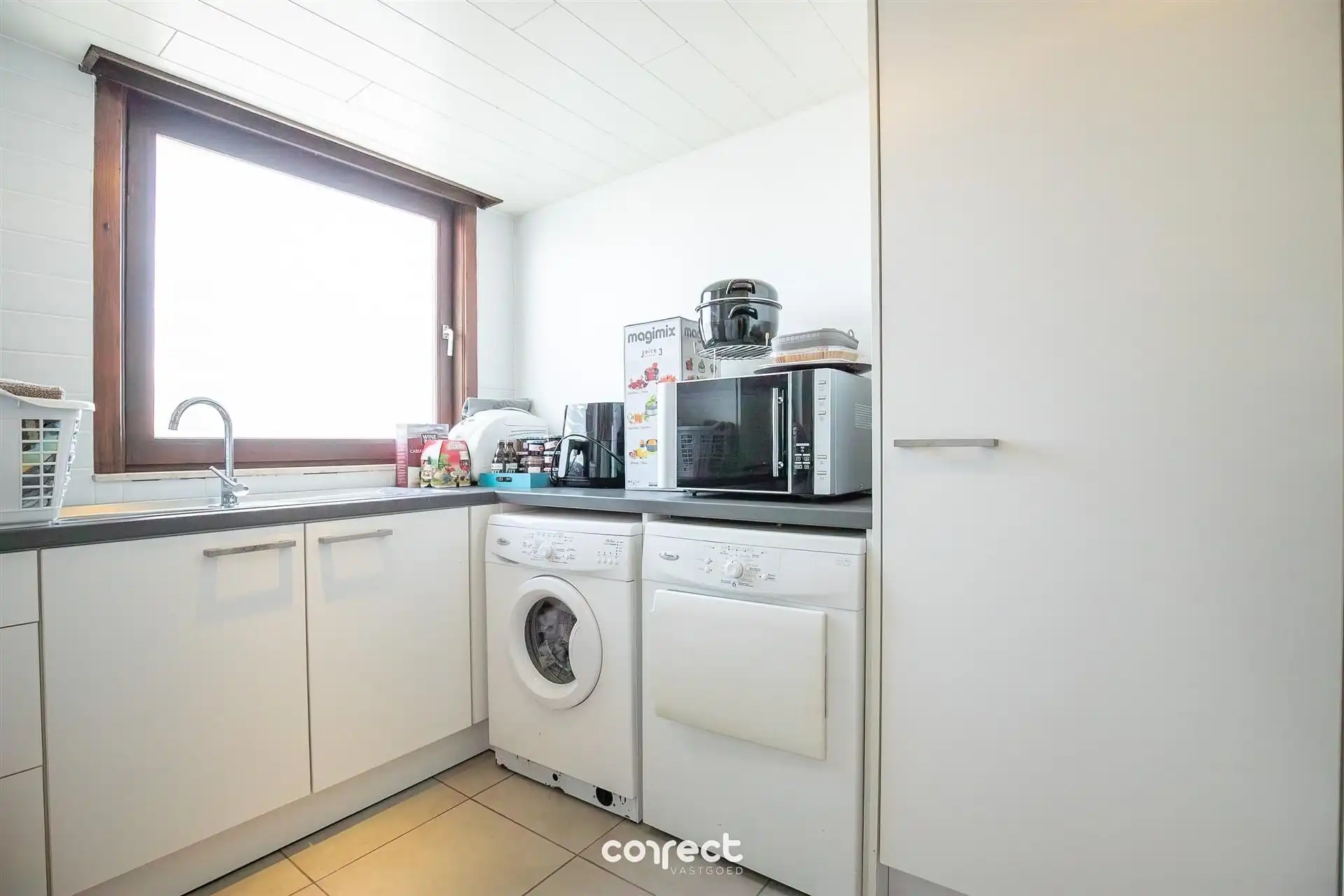 Karaktervolle alleenstaande woning met loods op 1.046 m² – wonen met ruimte en mogelijkheden in Beerst. foto 8