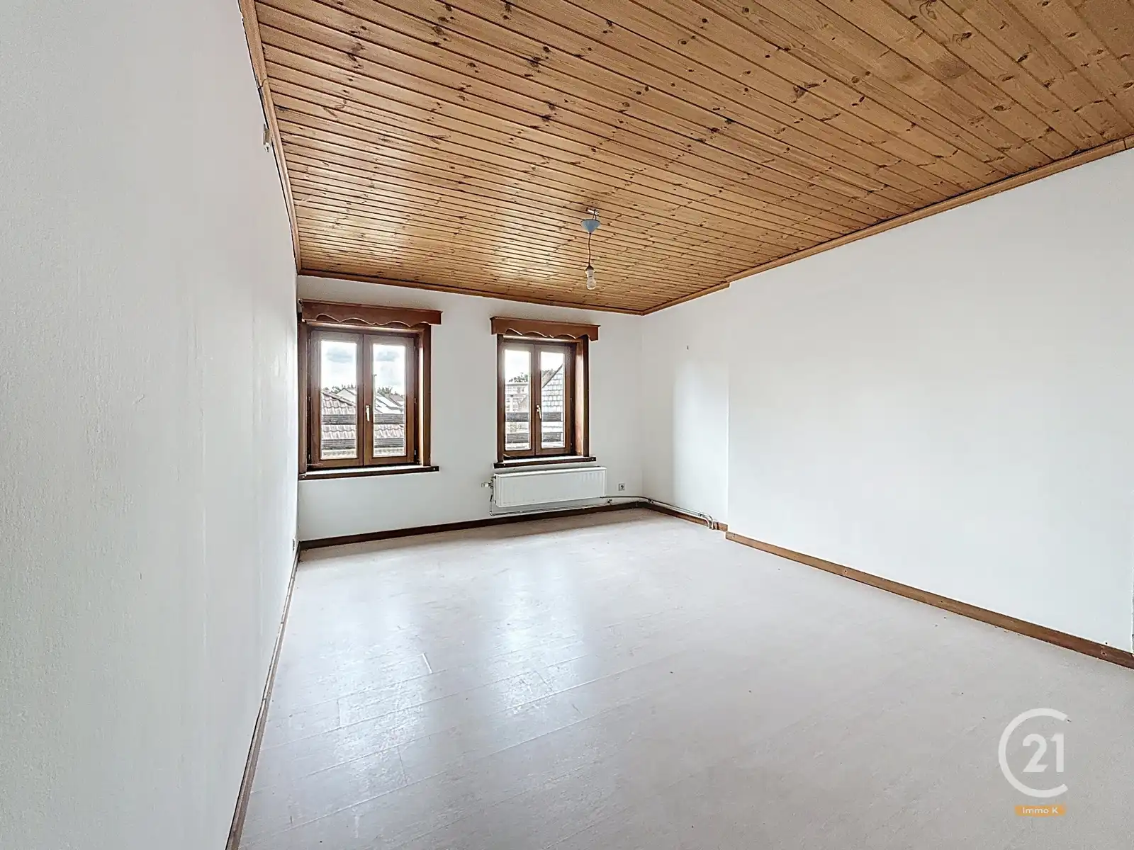 2 slks - instapklaar met terras/koer foto 12