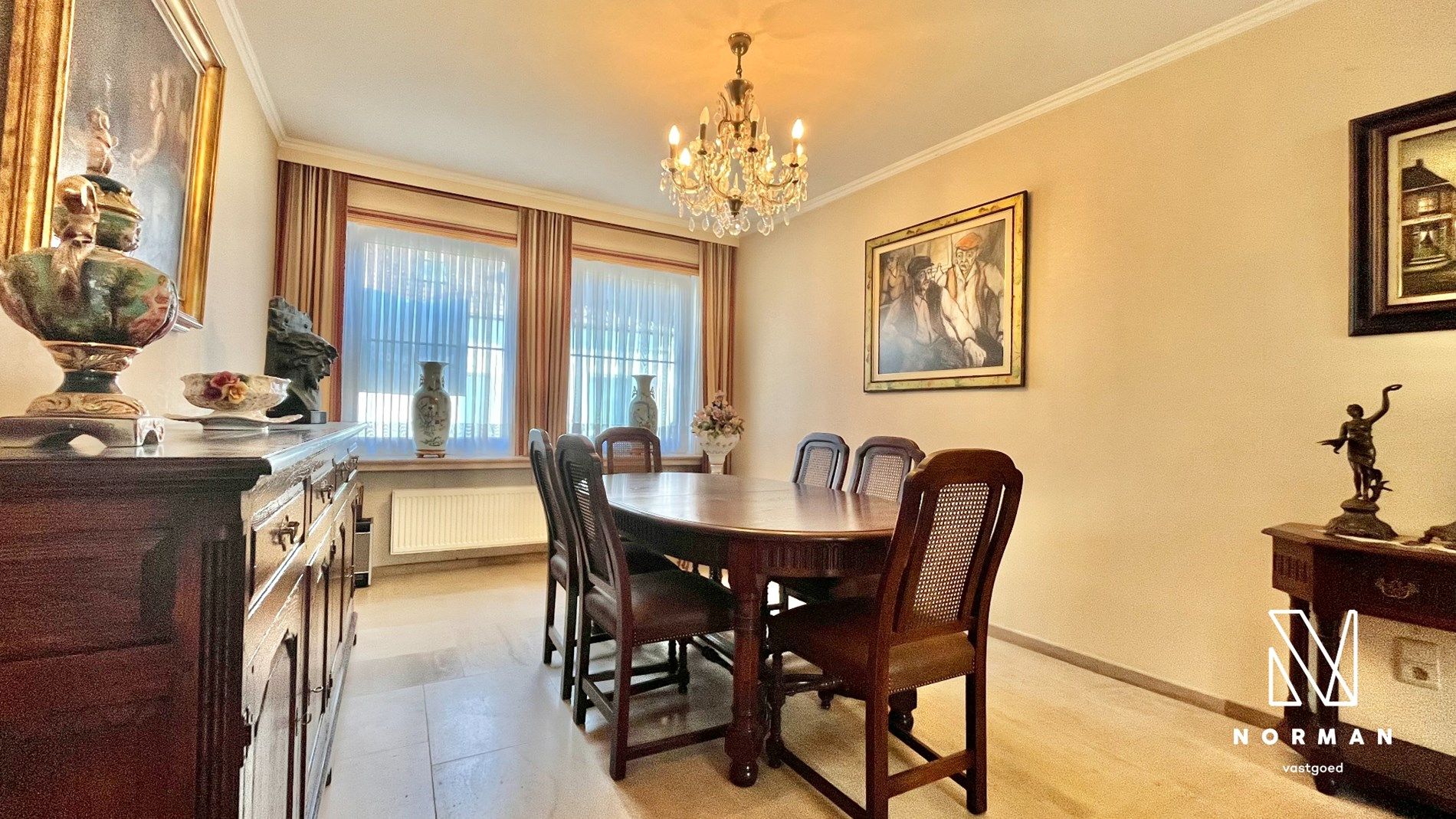 Ruime centrumwoning met 4 slaapkamers, veranda, zij-ingang en stadstuin foto 4