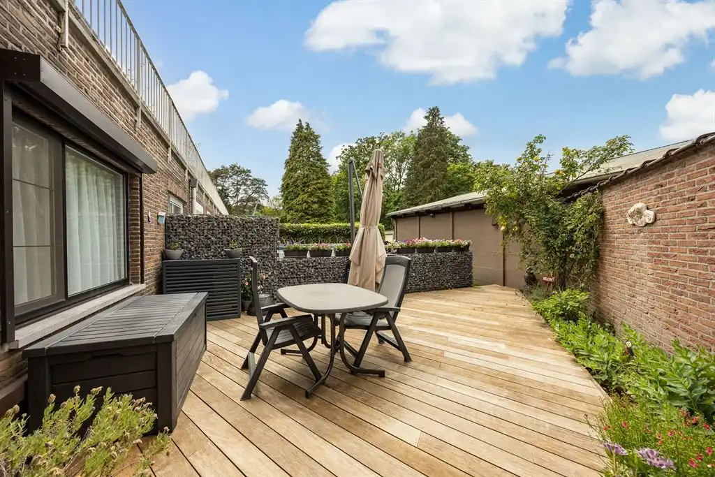 Mooi afgewerkt gelijkvloersappartement als investering foto 14