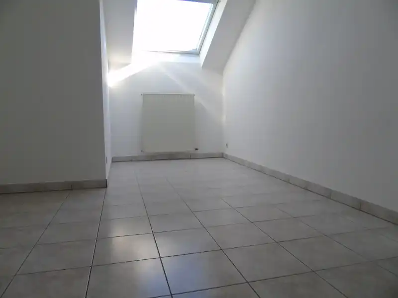 Ruim duplex-appartement (140 m²) met 3 slaapkamers, terras en garagebox foto 10
