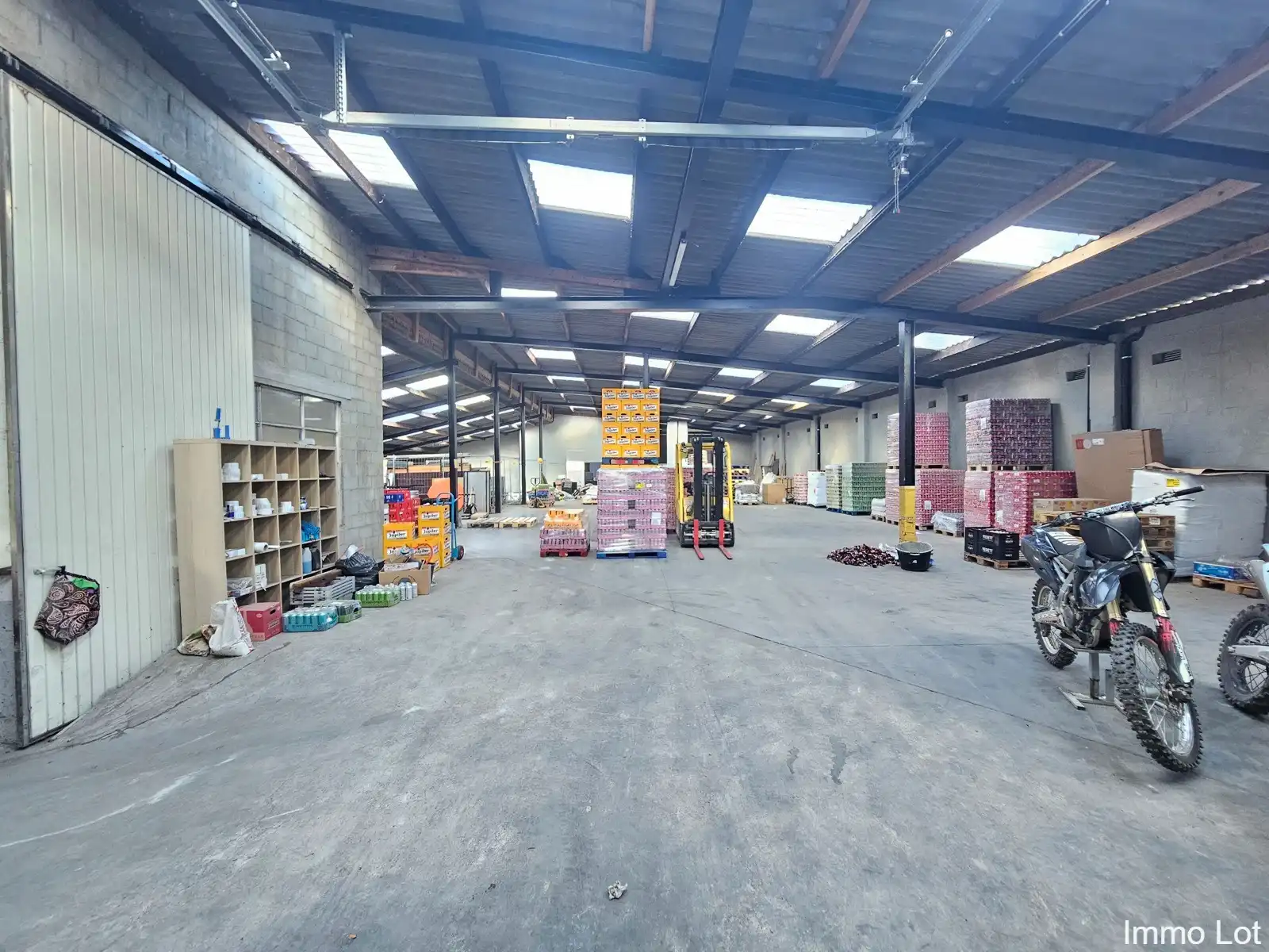 Ruim magazijn van 990 m² met flexibele huurmogelijkheden foto 9