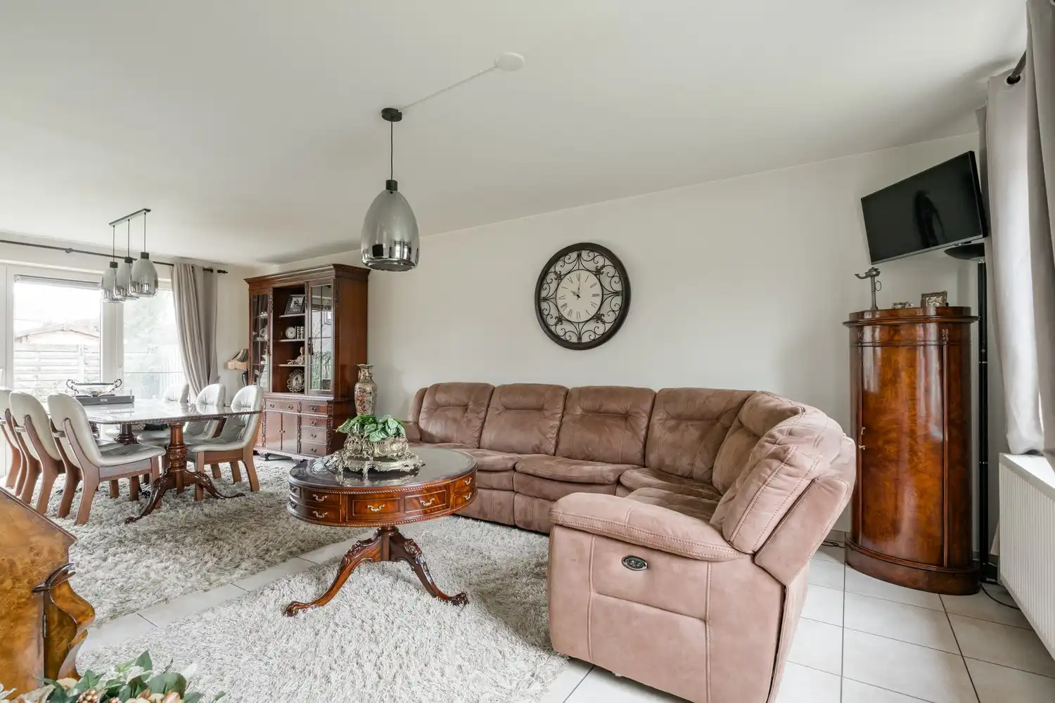 Zeer ruime en energiezuinige woning nabij het centrum van Lindel-Overpelt foto 7
