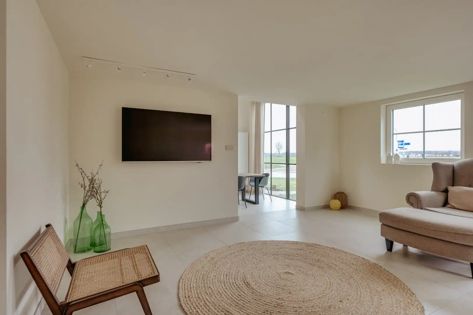 Volledig gerenoveerde woning op slechts 15km van Knokke foto 7