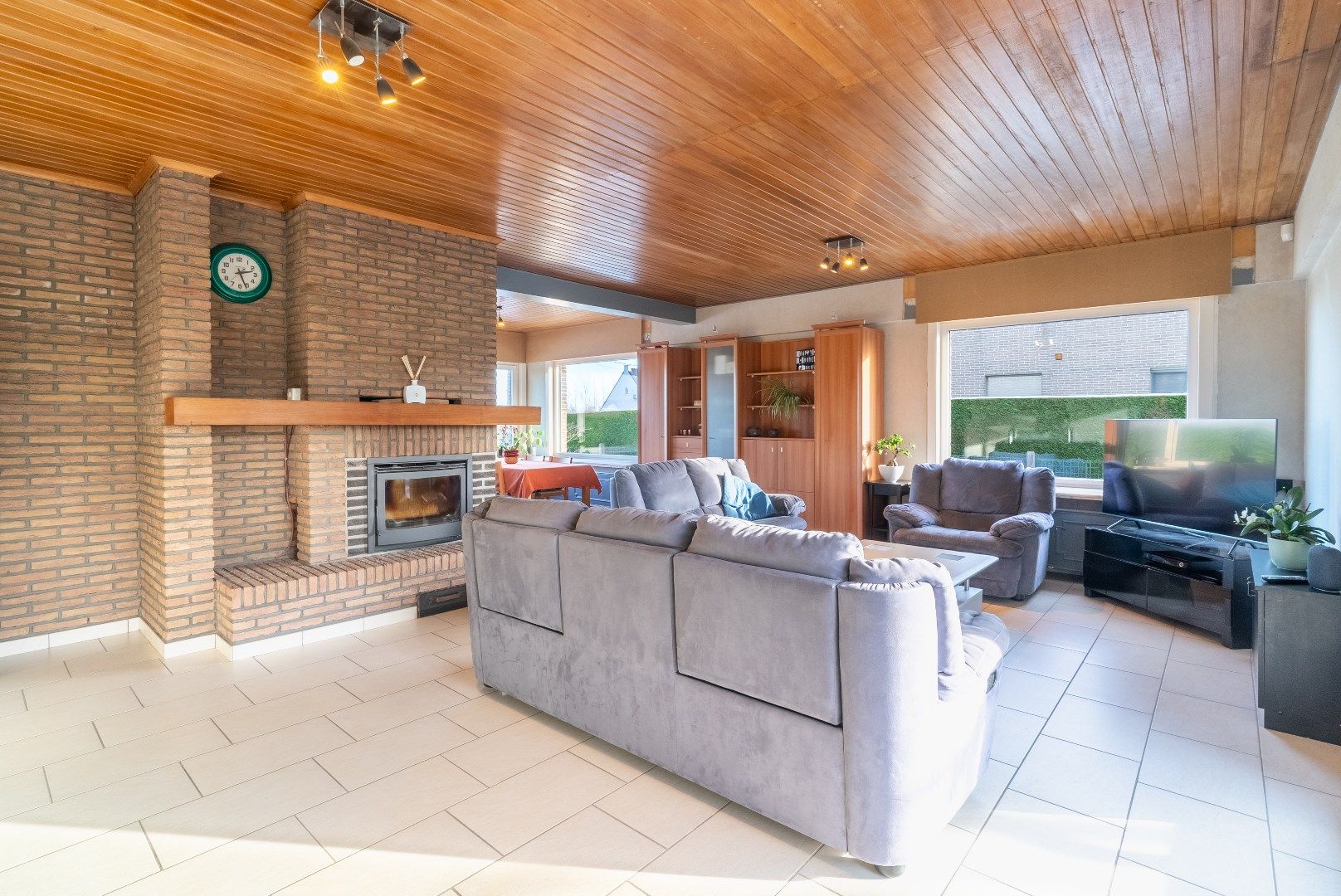 Ruime villa met prachtig uitzicht!  foto 3