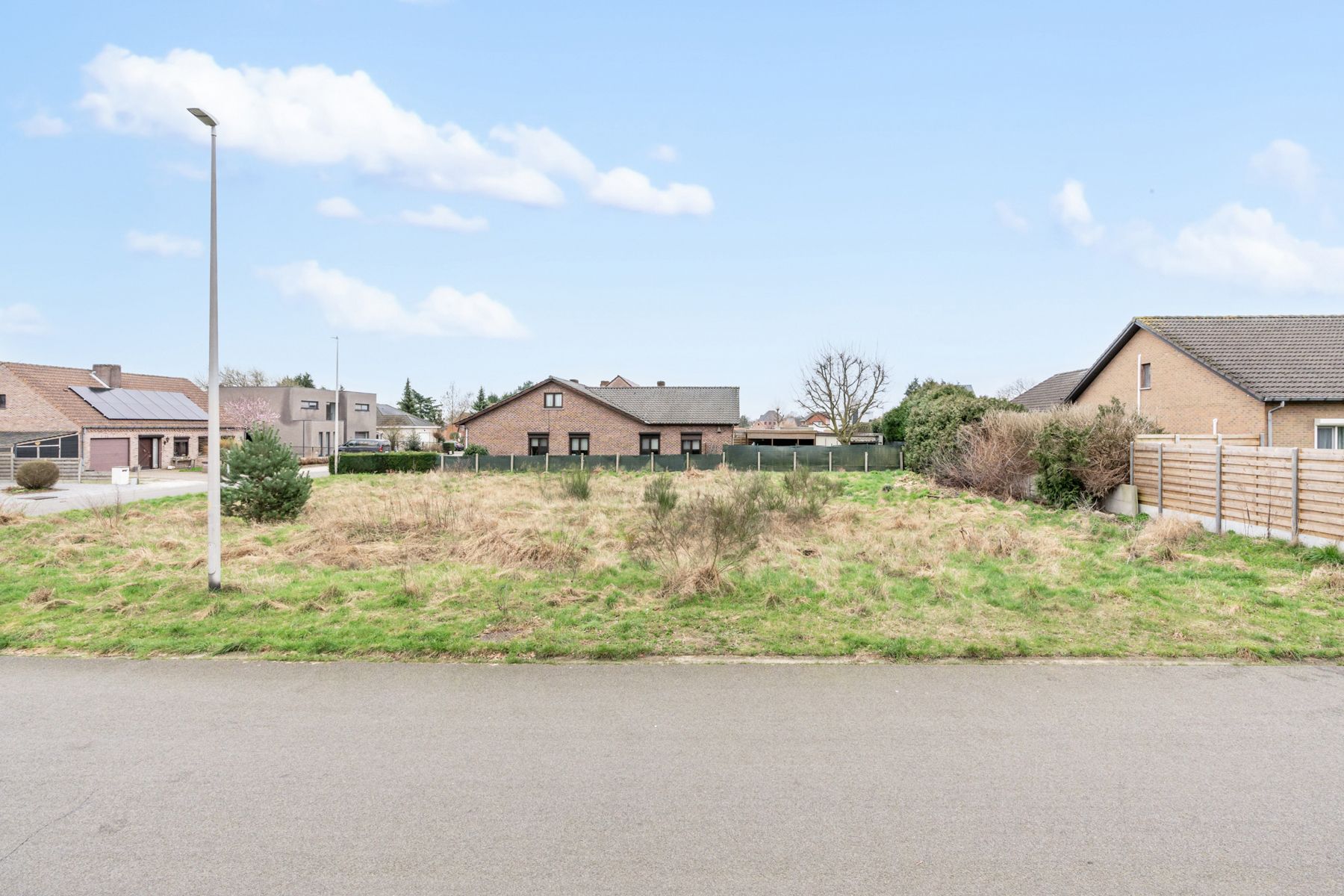 Rustig gelegen bouwgrond van 803 m² te Lommel foto 3