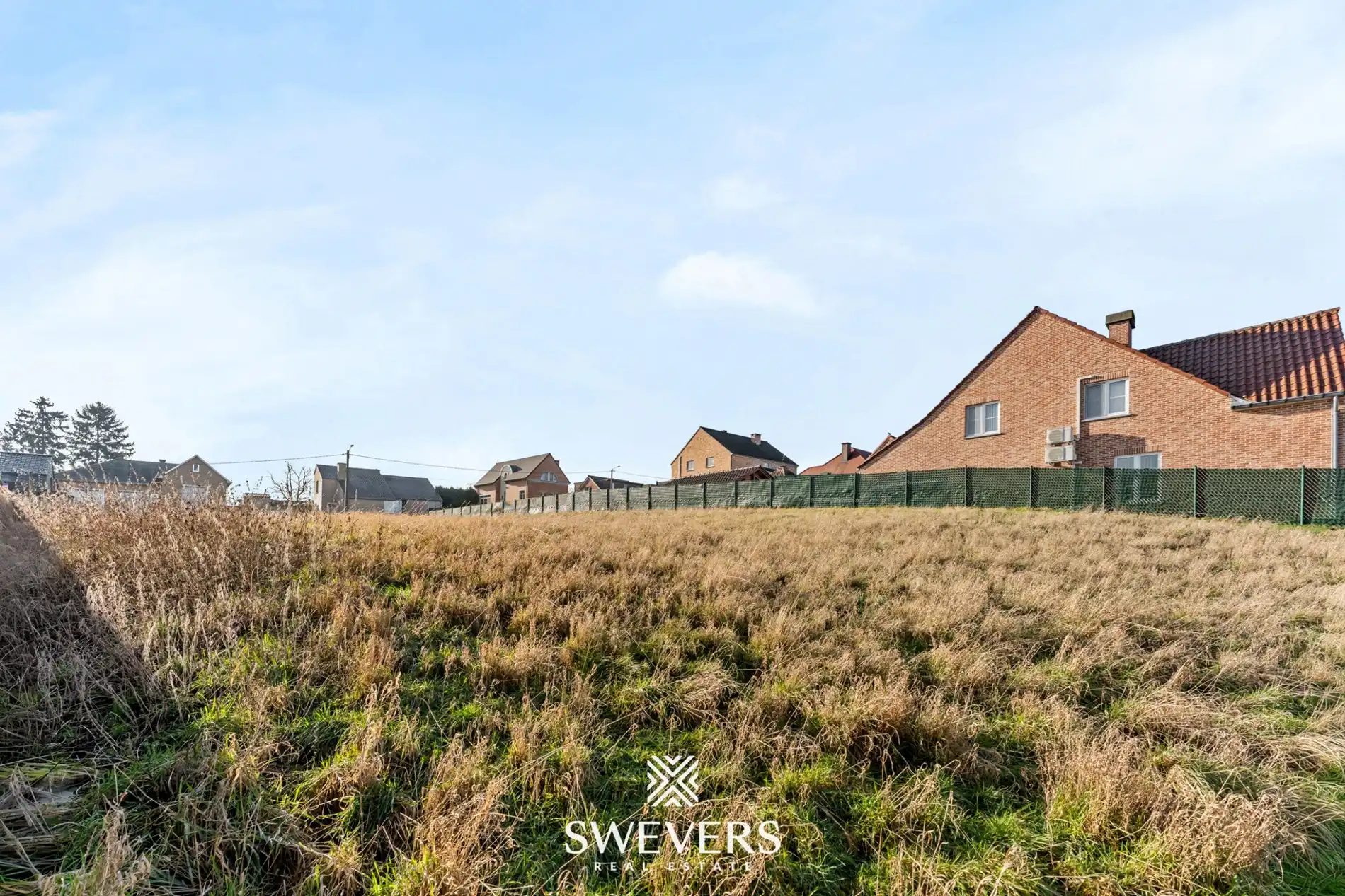 Royaal perceel gelegen in landelijke omgeving foto 10
