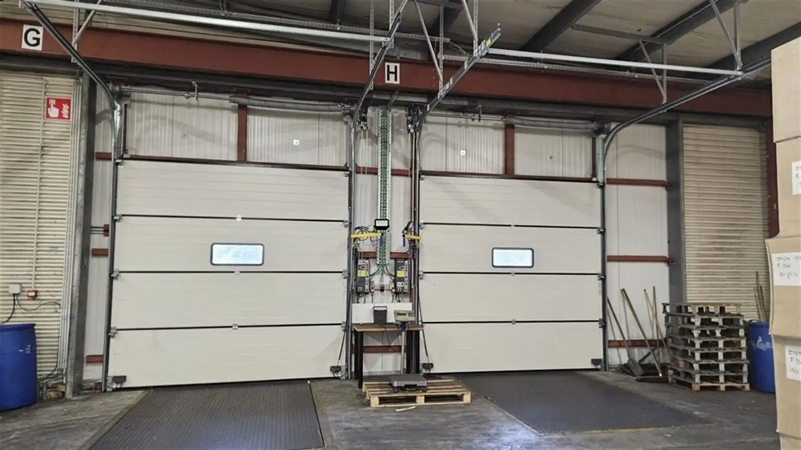 Semi-industrieel bedrijfsgebouw op toplocatie foto 11