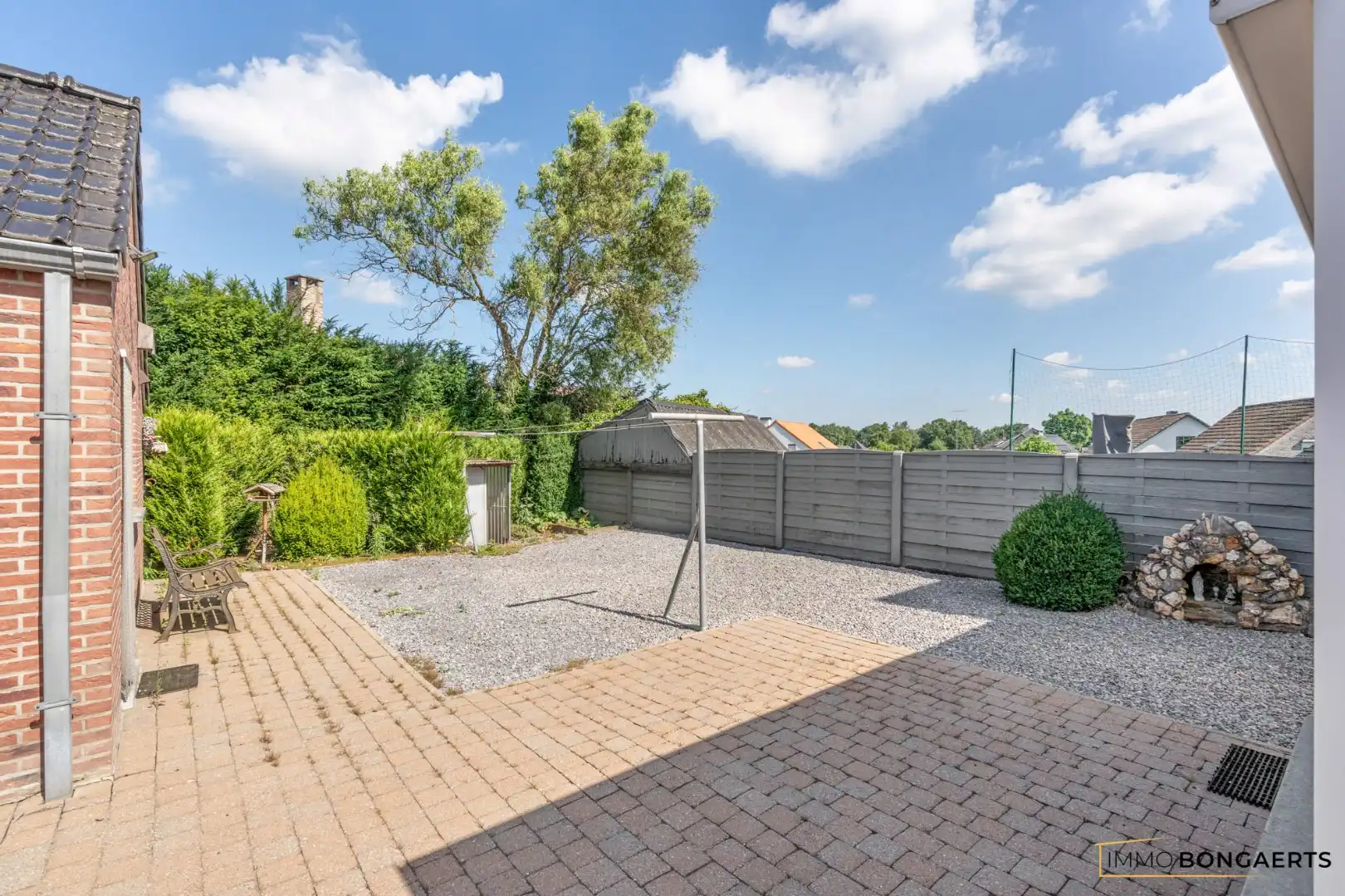 Woning met onderhoudsvriendelijke tuin foto 27