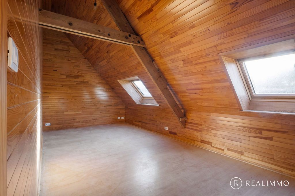 Deels gerenoveerde fermette op toplocatie! foto 16