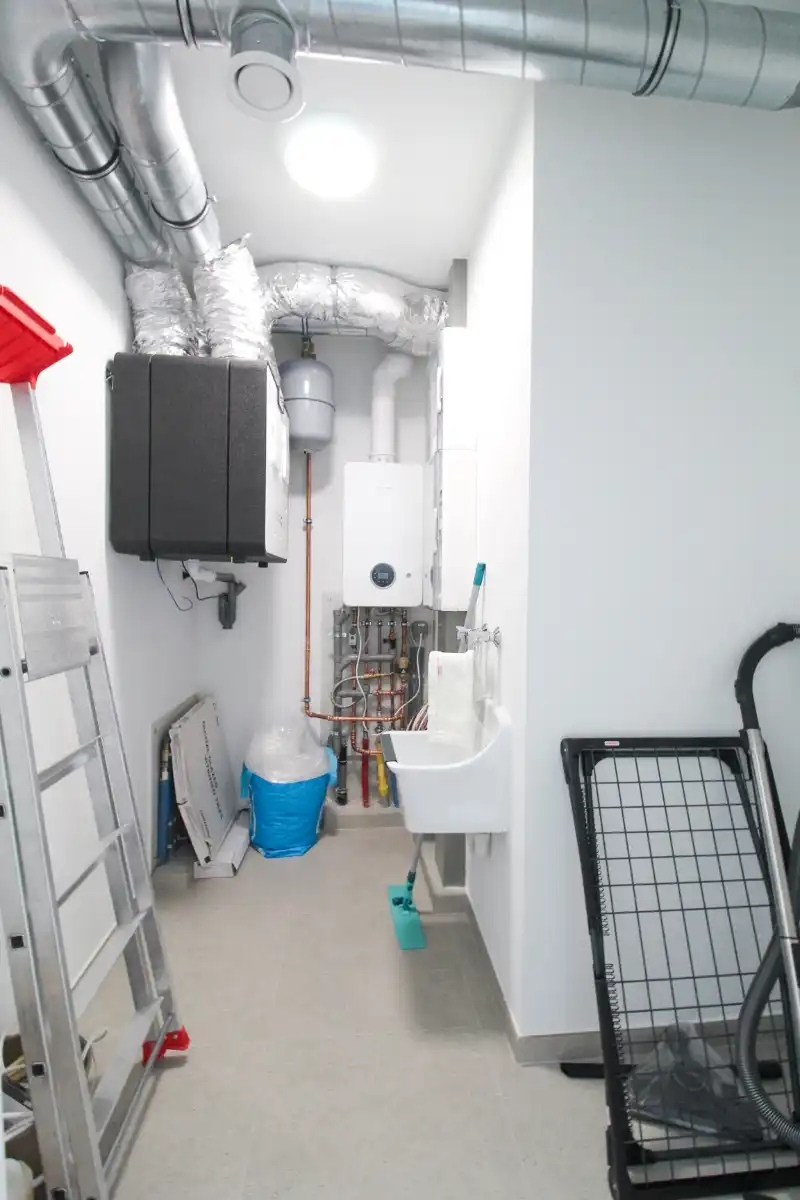 Modern en lichtrijk appartement te huur in Ingelmunster foto 5