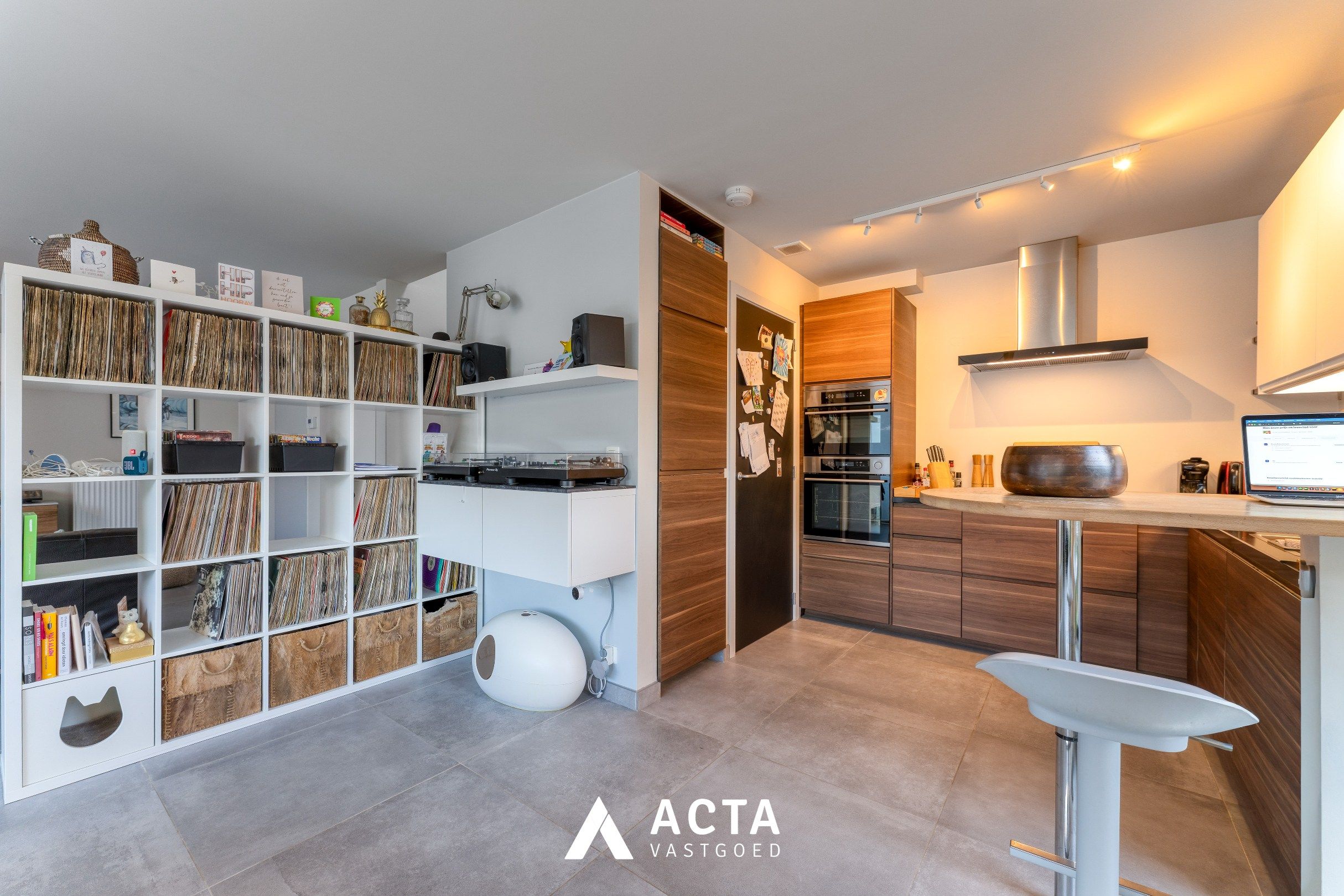 Instapklare halfopen gezinswoning in Baanhof in Oostende foto 10