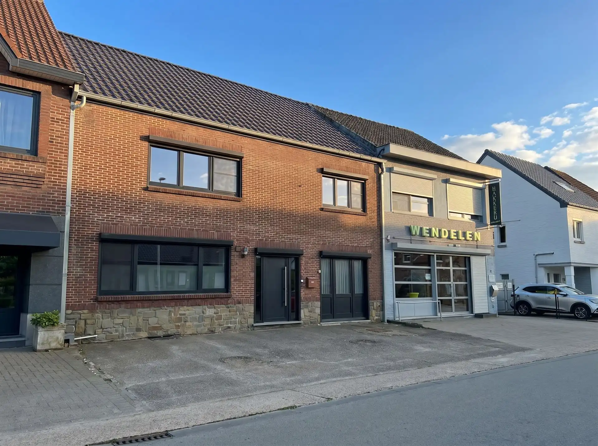 Ruime gezinswoning met 4 slaapkamers! foto 31