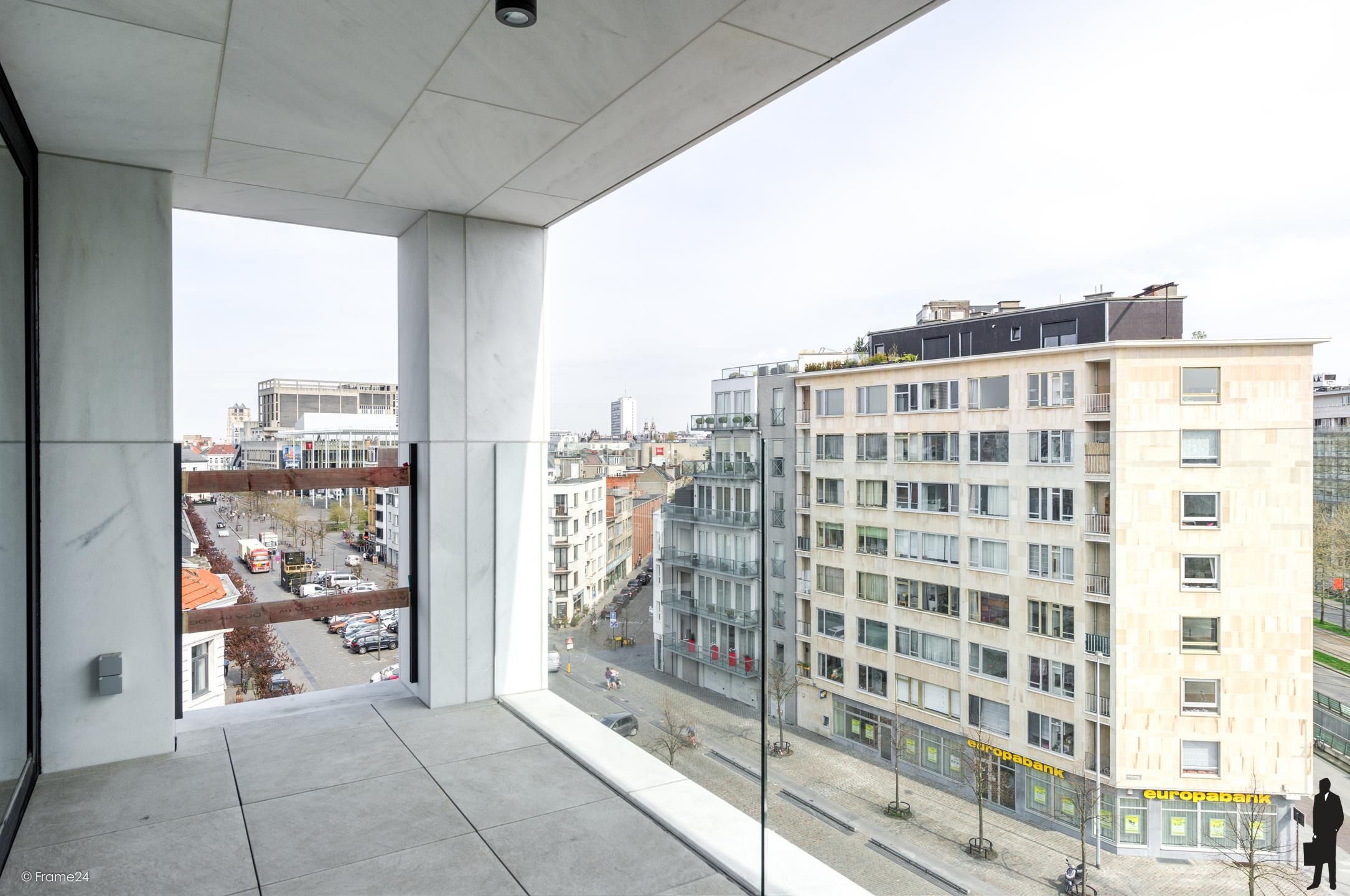 Luxueuze penthouse met terras in hartje Antwerpen. foto 10