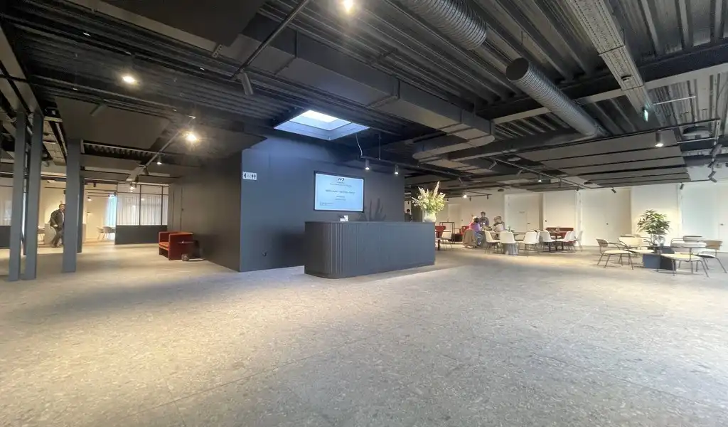 Kantoren te huur in West Port aan E34 in Zwijndrecht foto 21