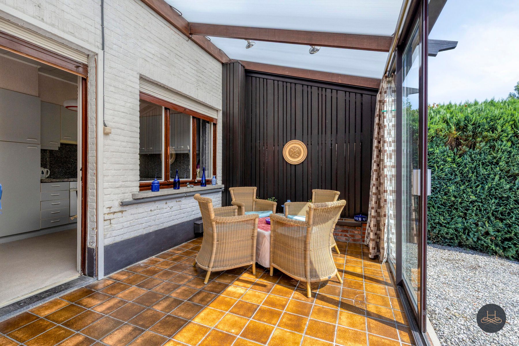 Charmante te renoveren open woning met enorme tuin en bos foto 14