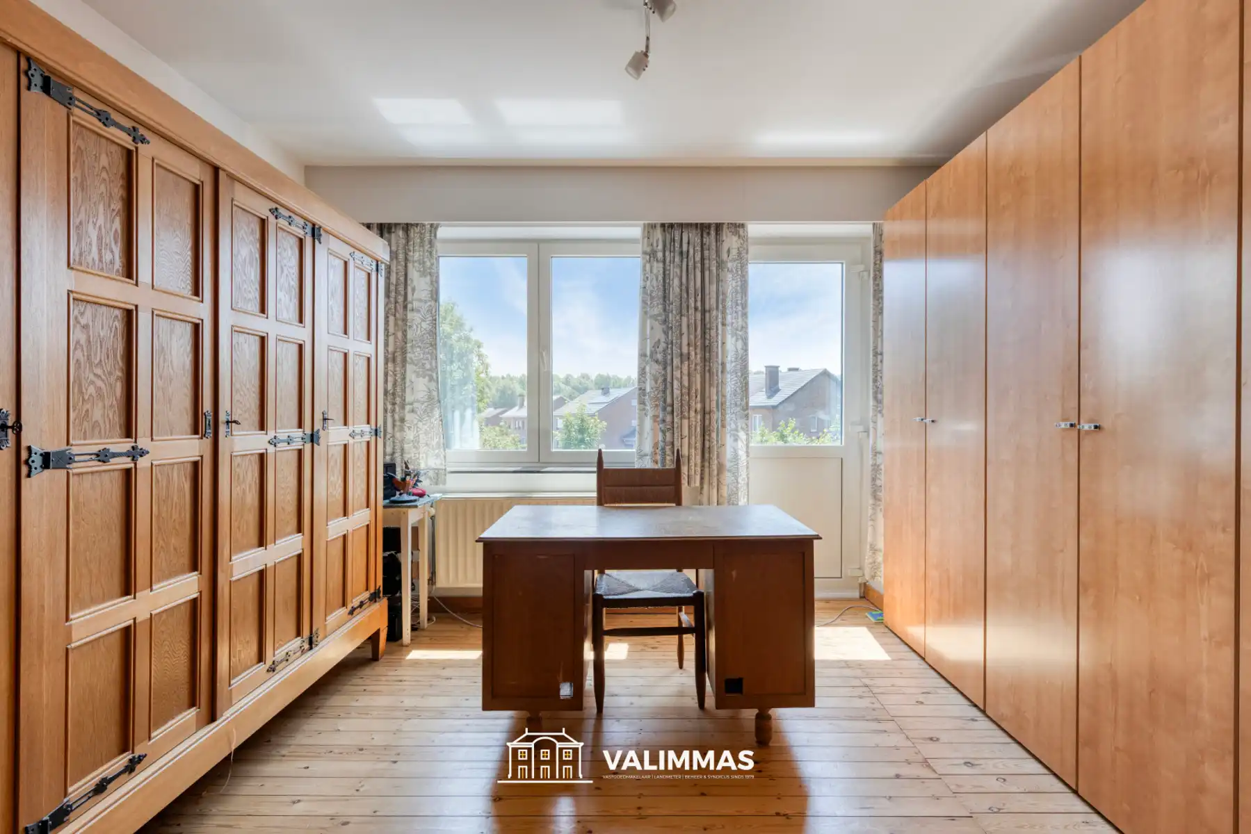 Zeer ruime woning met praktijkruimte, garage & tuin... foto 17