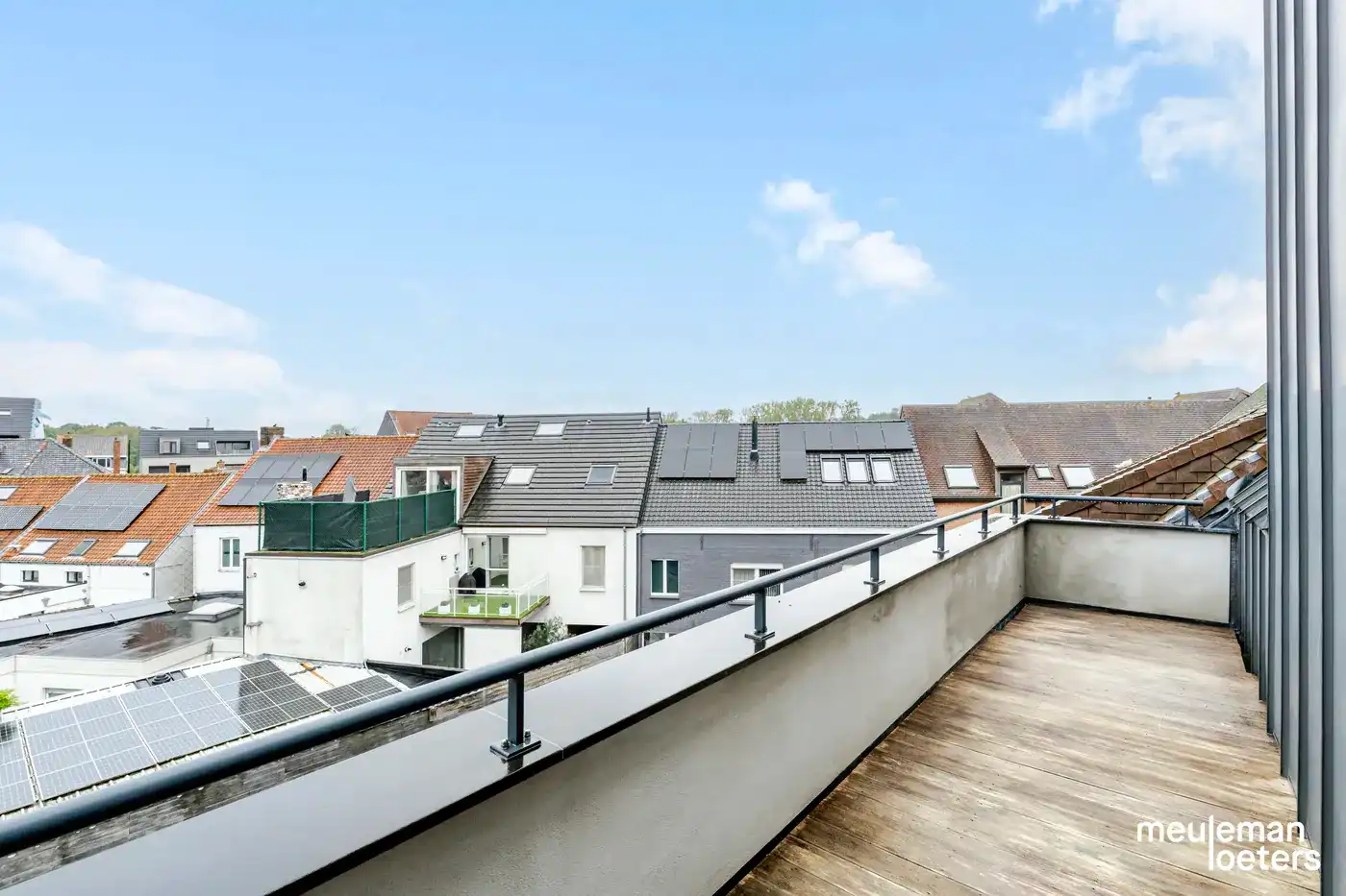 Lichtrijk en eigentijds penthouse met drie slaapkamers, twee terrassen en overdekte parkeerplaats foto 8