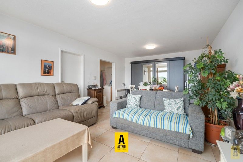 Zonnig appartement op toplocatie met mooie zicht in Bredene! foto 6