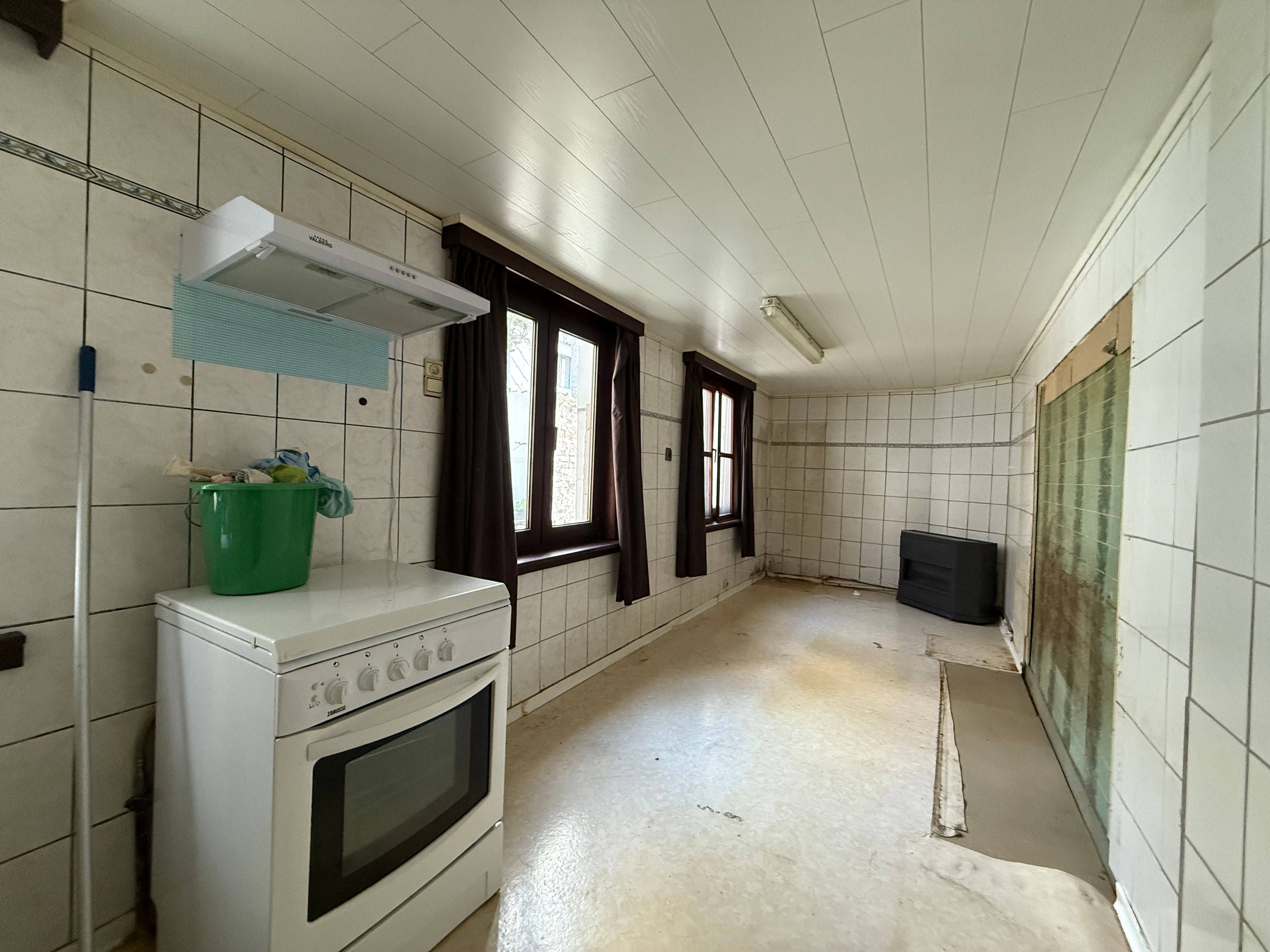 Te renoveren woning foto 3