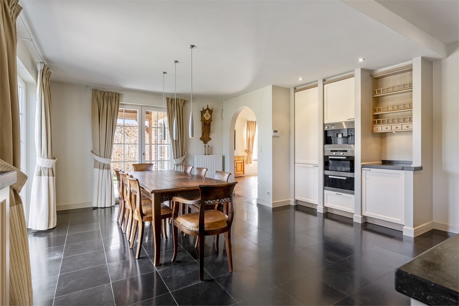 Exclusieve villa met hoogstaande afwerking in een idyllische omgeving foto 5