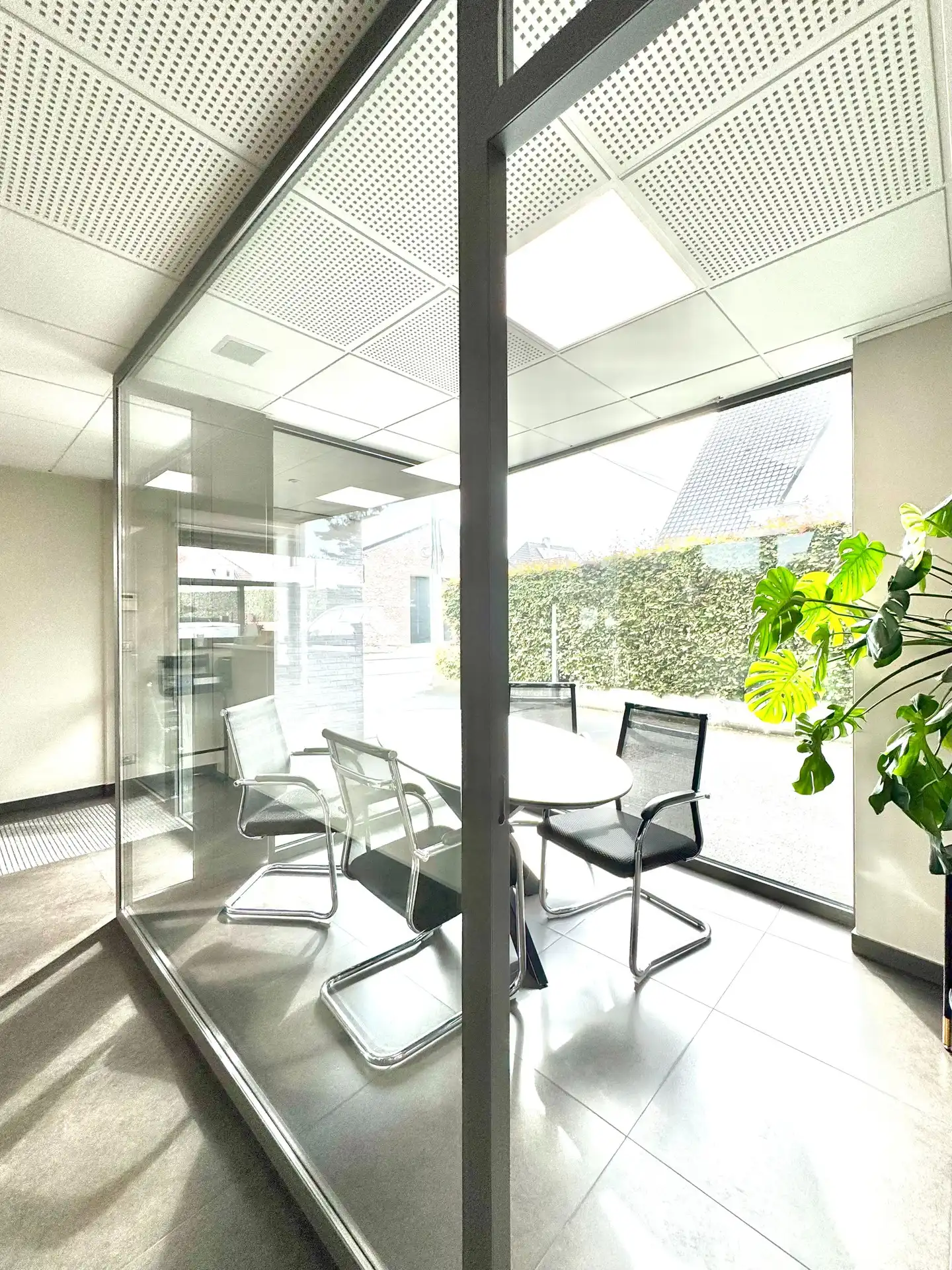 MAGAZIJN-CONSTRUCTIEHAL | KANTOOR | TRIPLEX APPARTEMENT | 1.147 M² foto 5