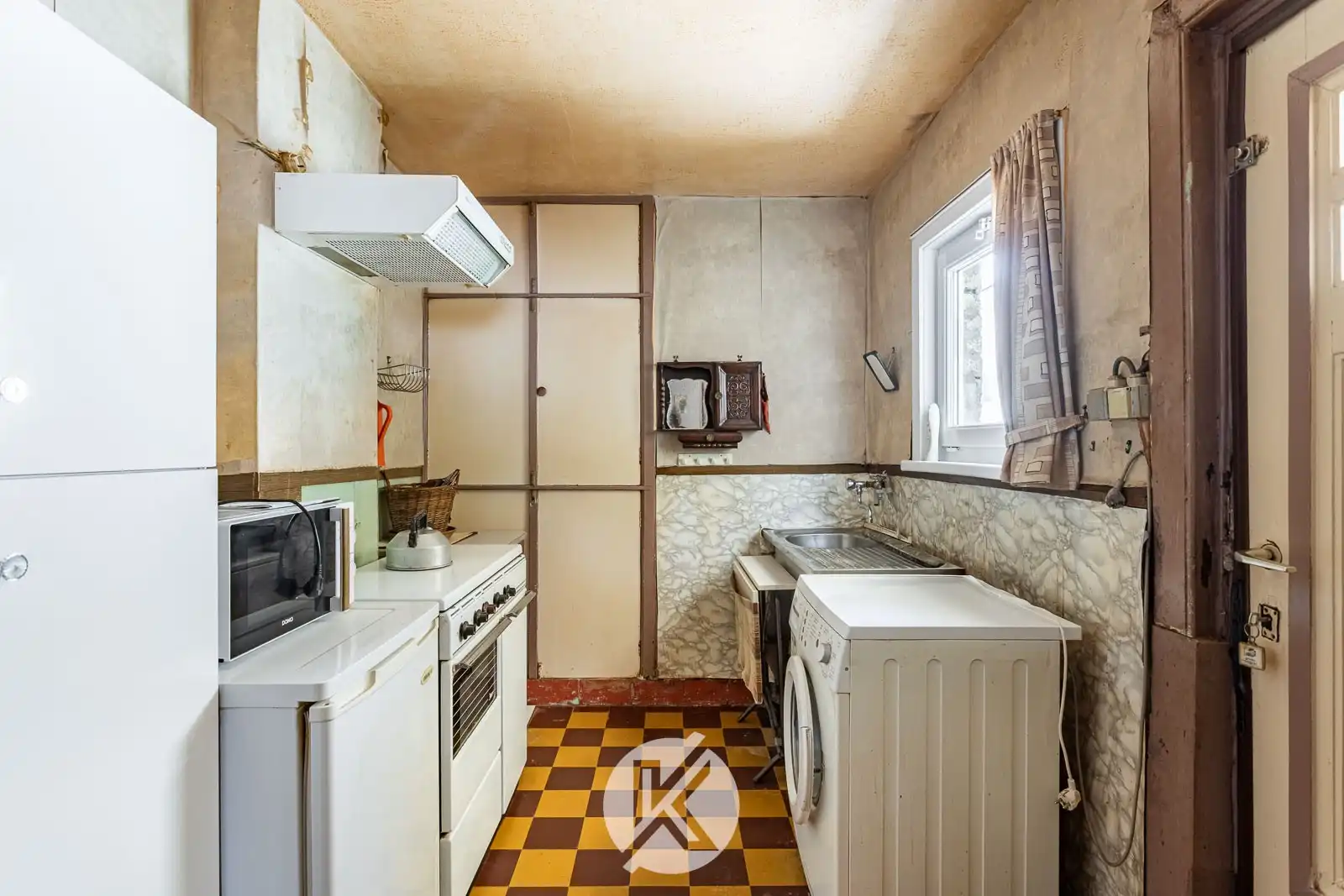 Renovatiewoning op gunstige ligging foto 7