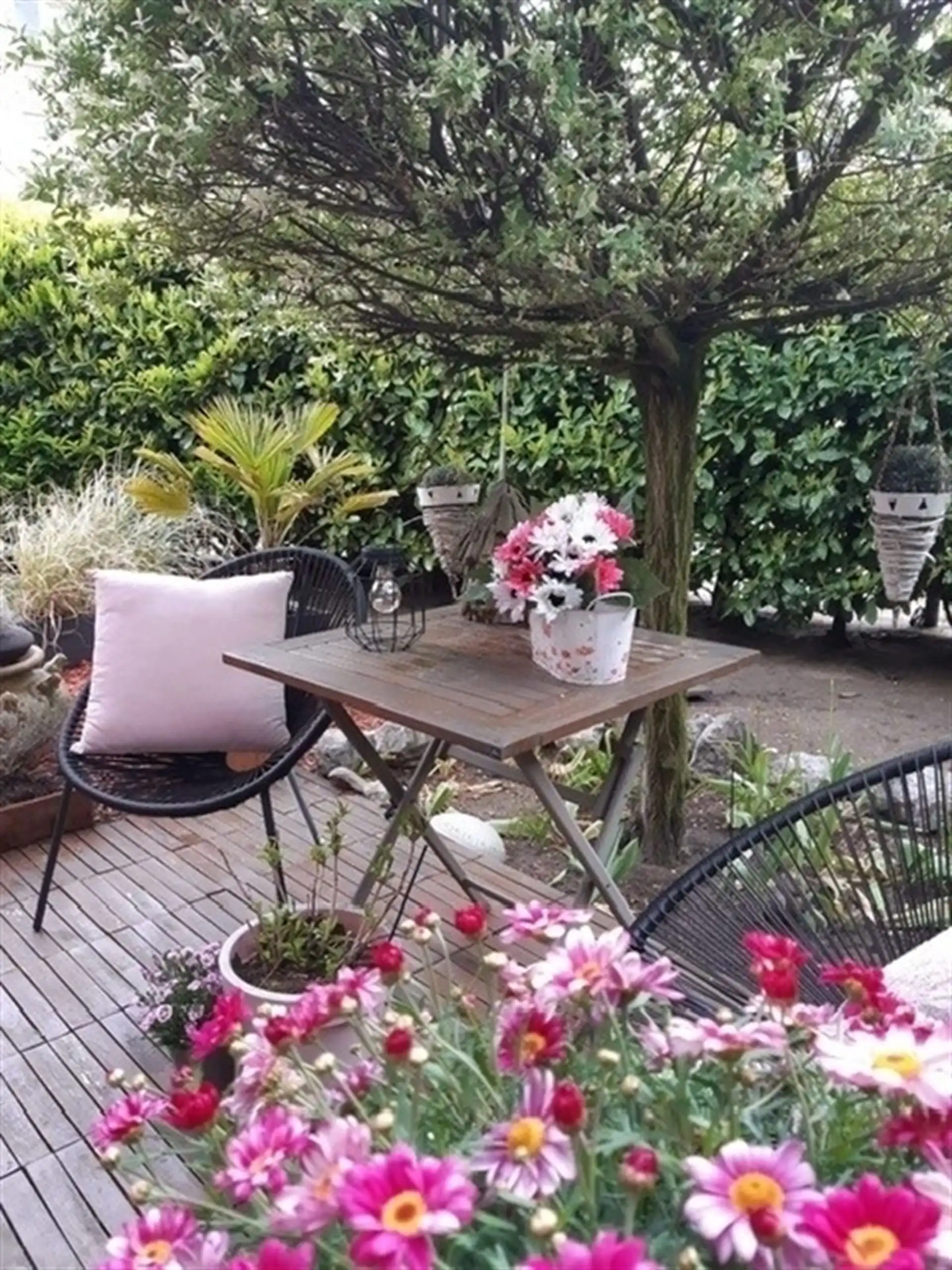 Stijlvol appartement met 2 slaapkamers en grote tuin! foto 11